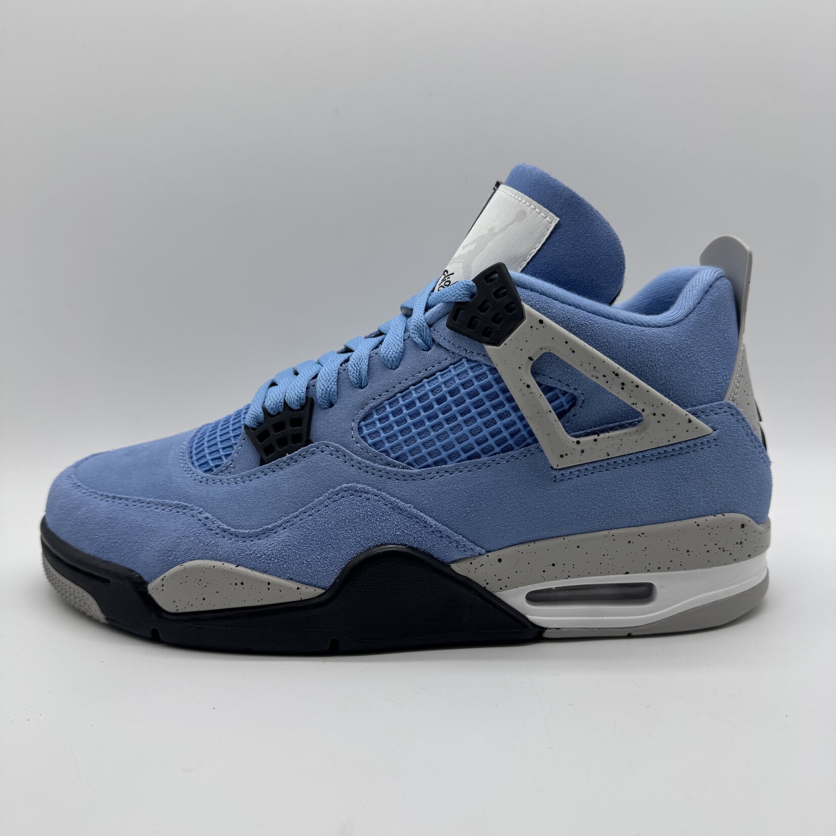 Jordan 4 Retro University Blue