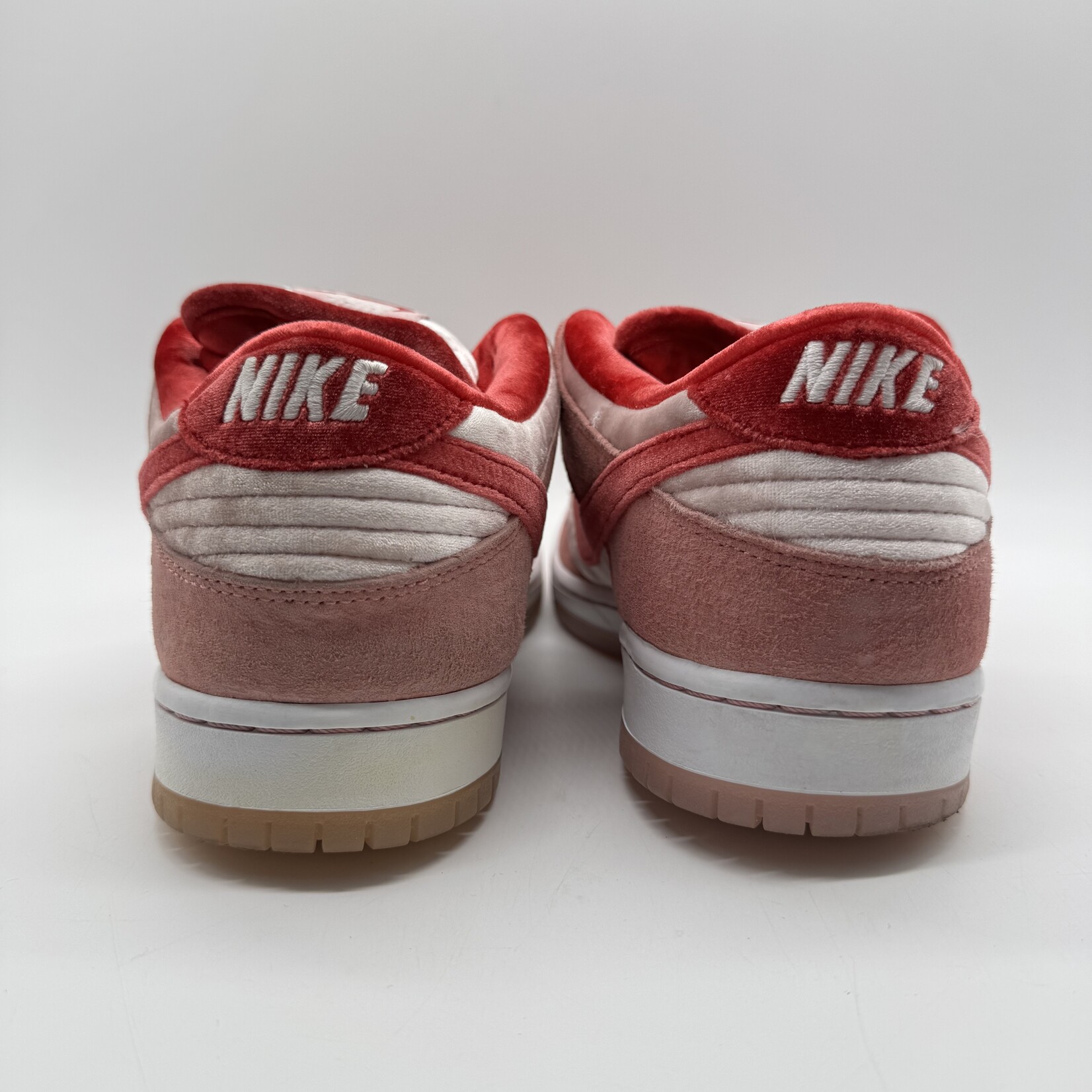 Nike SB Dunk Low StrangeLove Skateboards