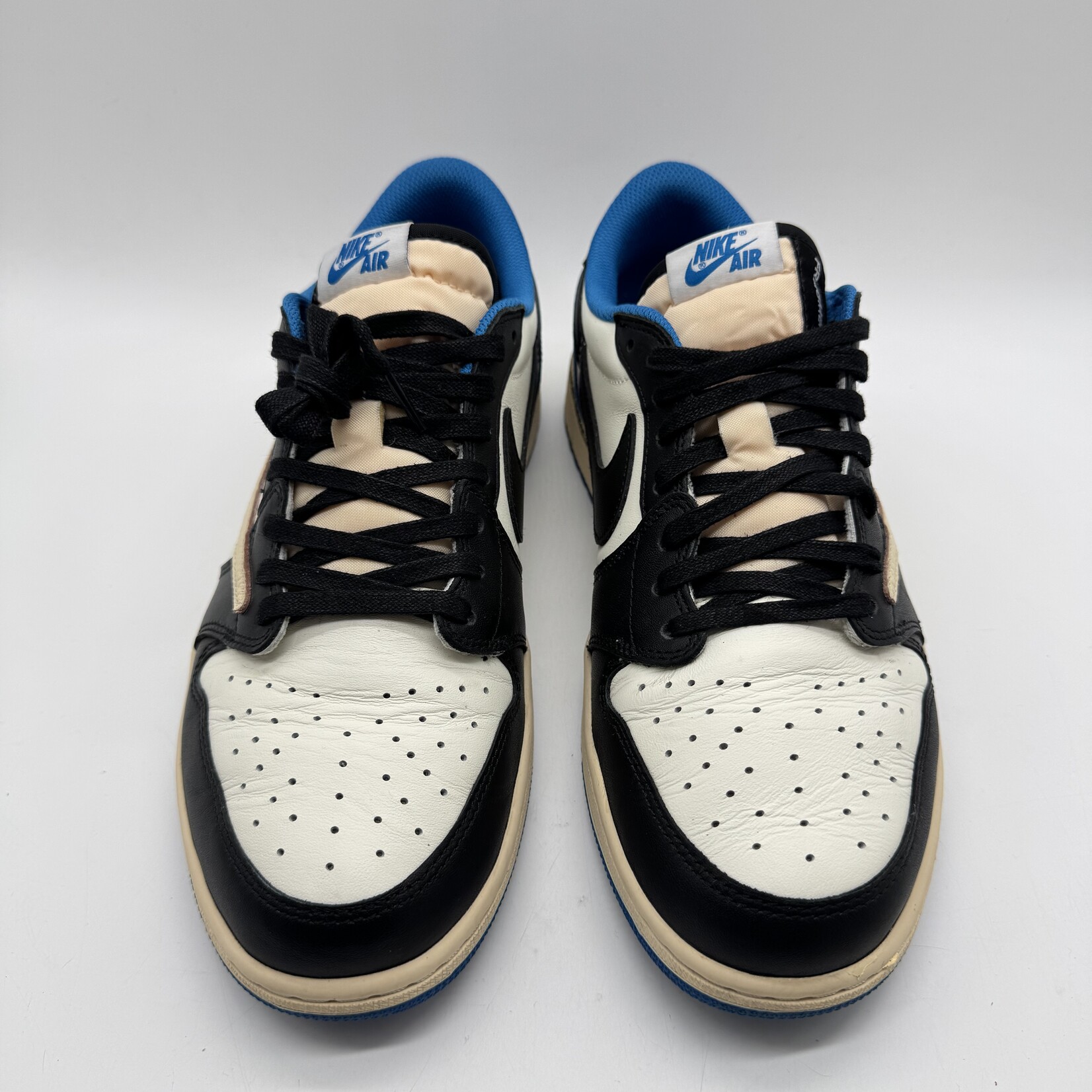 Jordan 1 Retro Low OG SP Fragment x Travis Scott