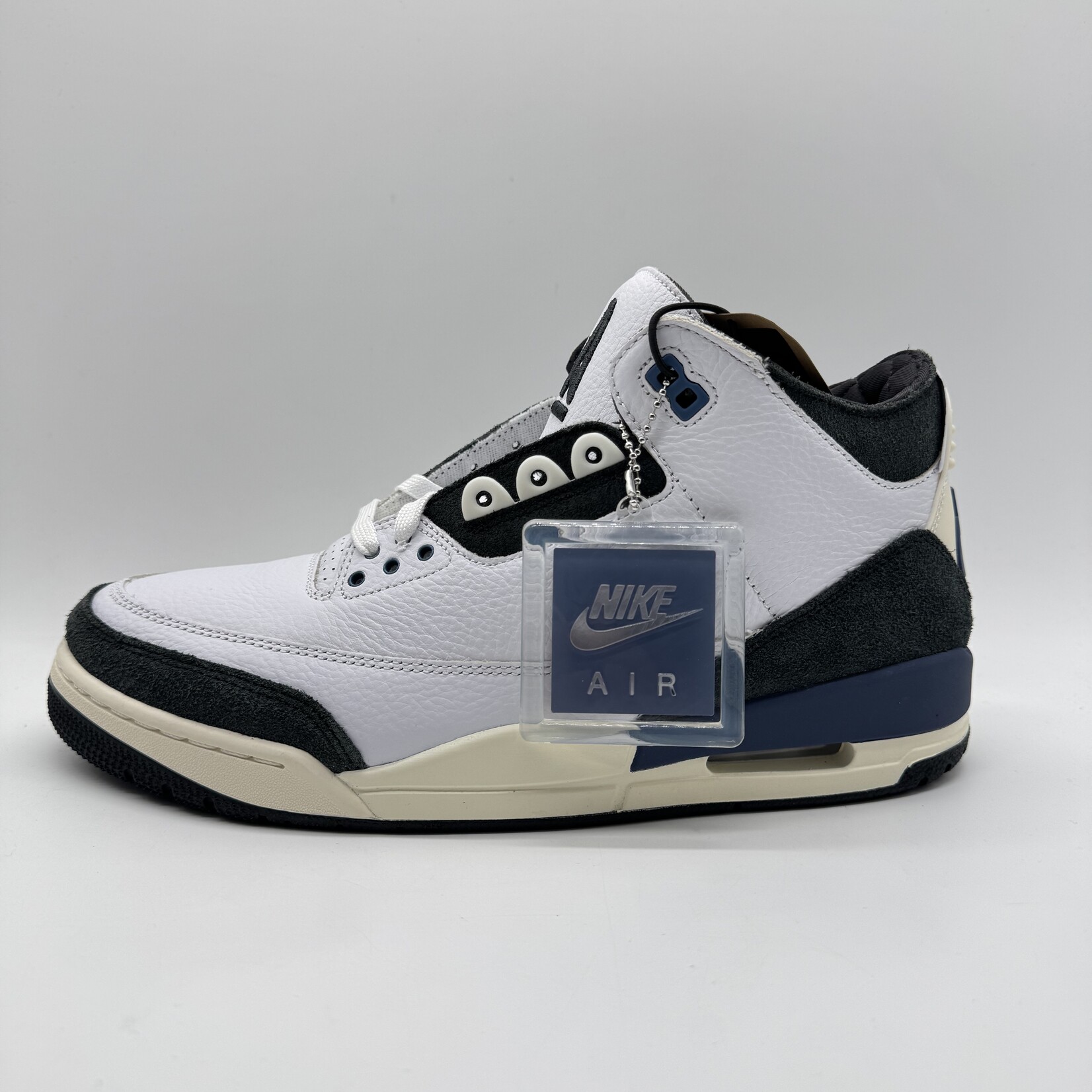 Jordan 3 Retro OG SP A Ma Maniére Diffused Blue