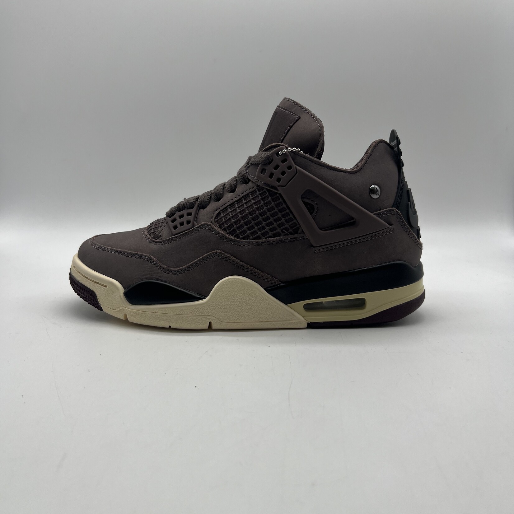 Jordan 4 Retro SP A Ma Maniére Violet Ore