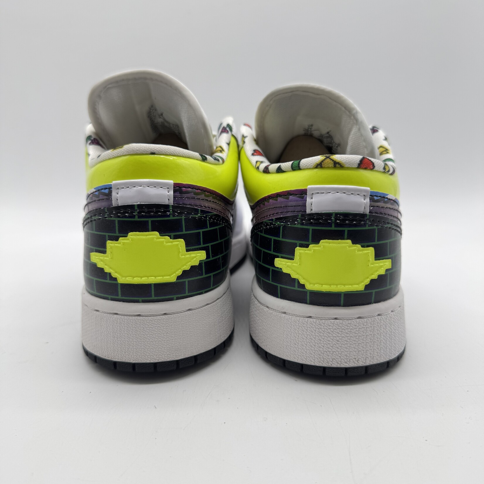 Jordan 1 Low Old School Gaming (GS)