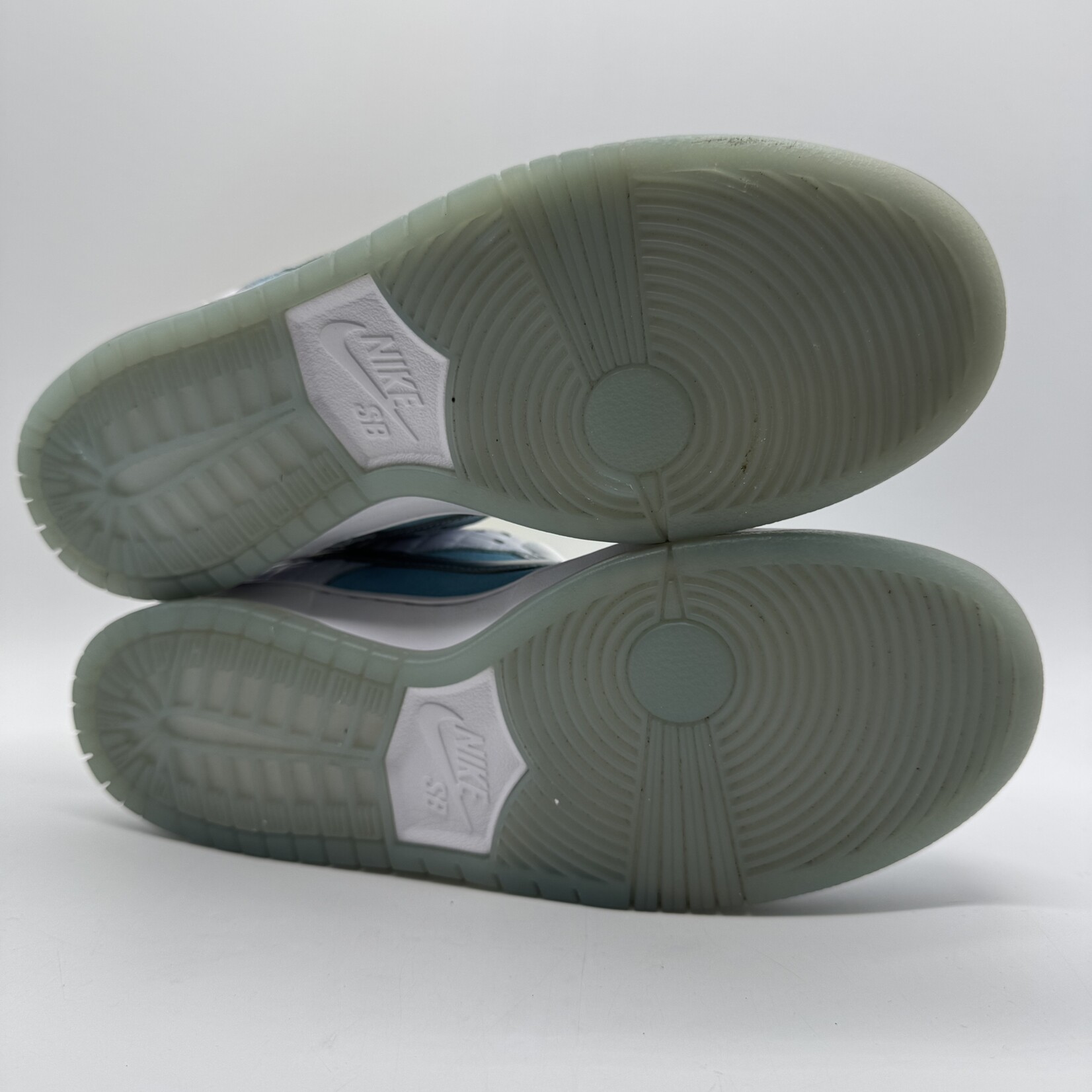 Nike SB Dunk Low FTC Lagoon Pulse