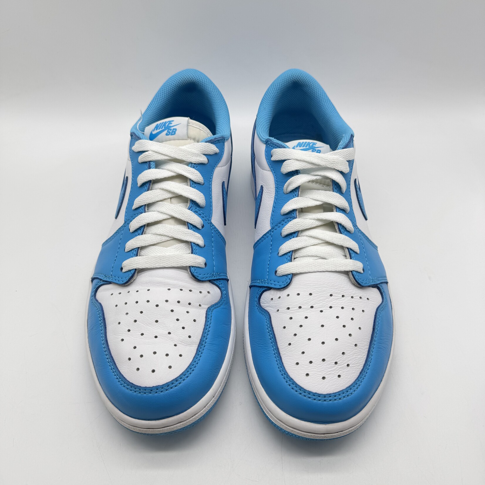 Jordan 1 Low SB UNC