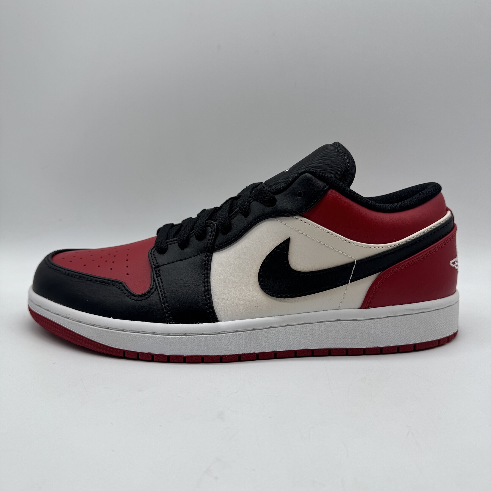 Jordan 1 Low Bred Toe