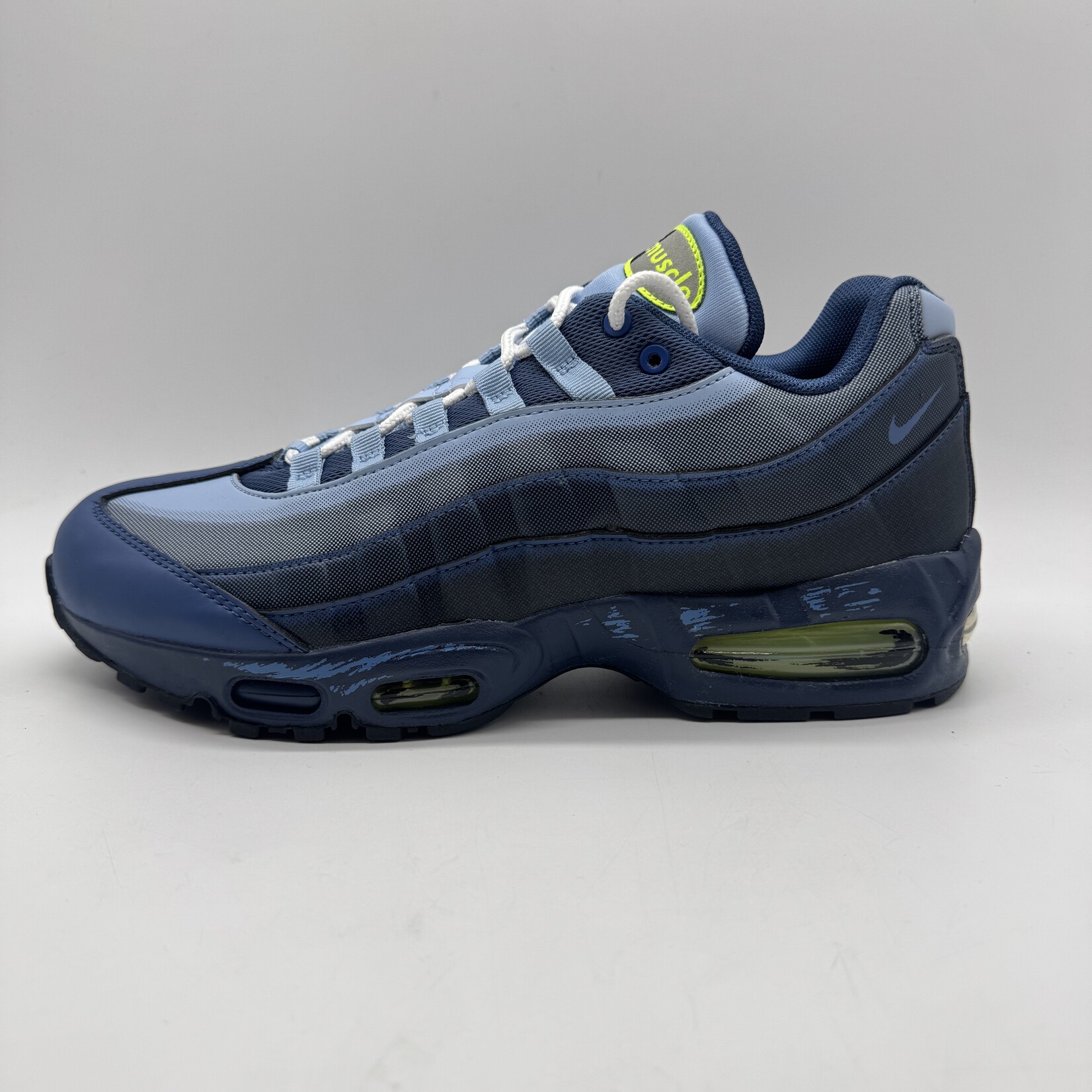 Nike Air Max Muscle 95 Yu-Gi-Oh! Joey (with Promo Card)