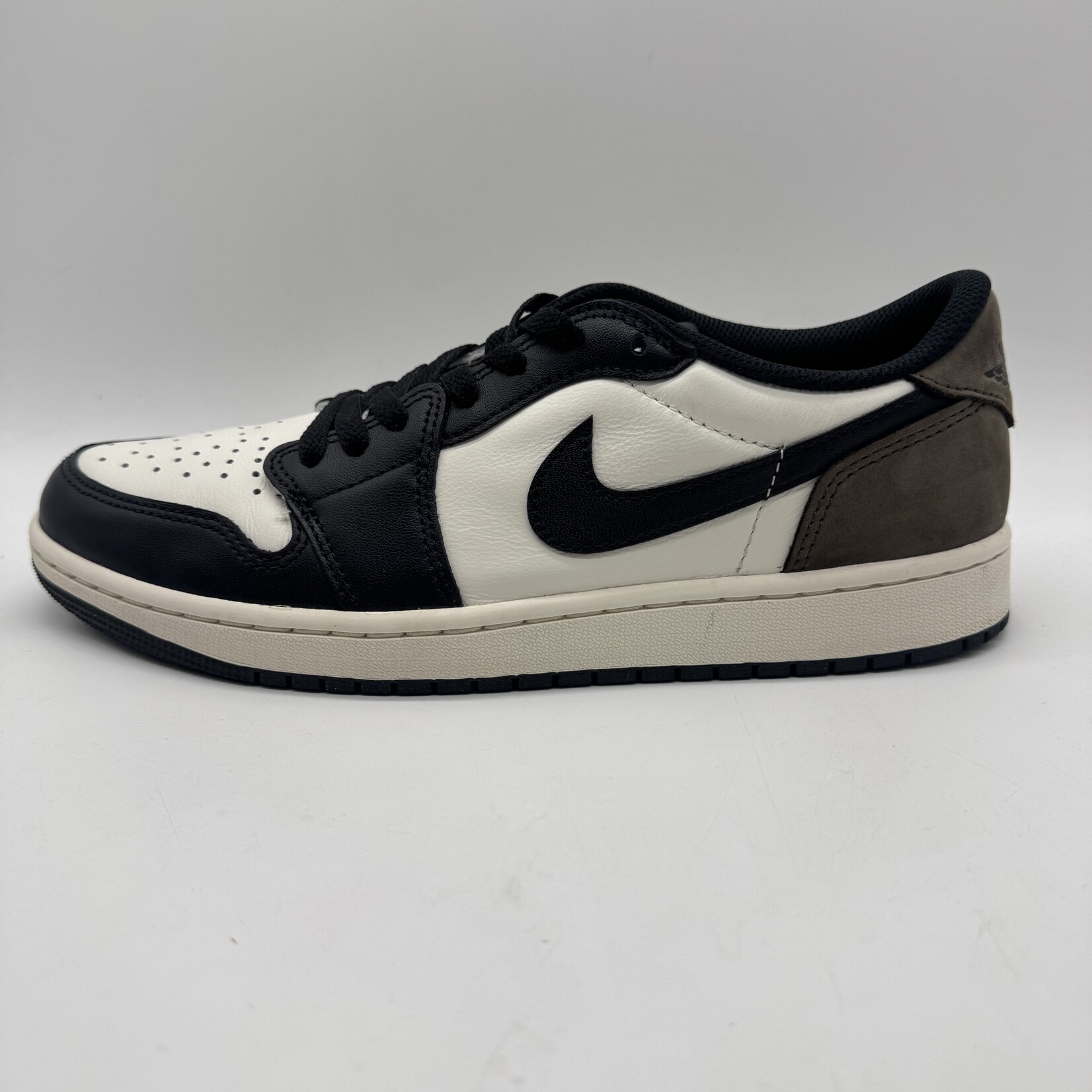 Jordan 1 Retro Low OG Mocha