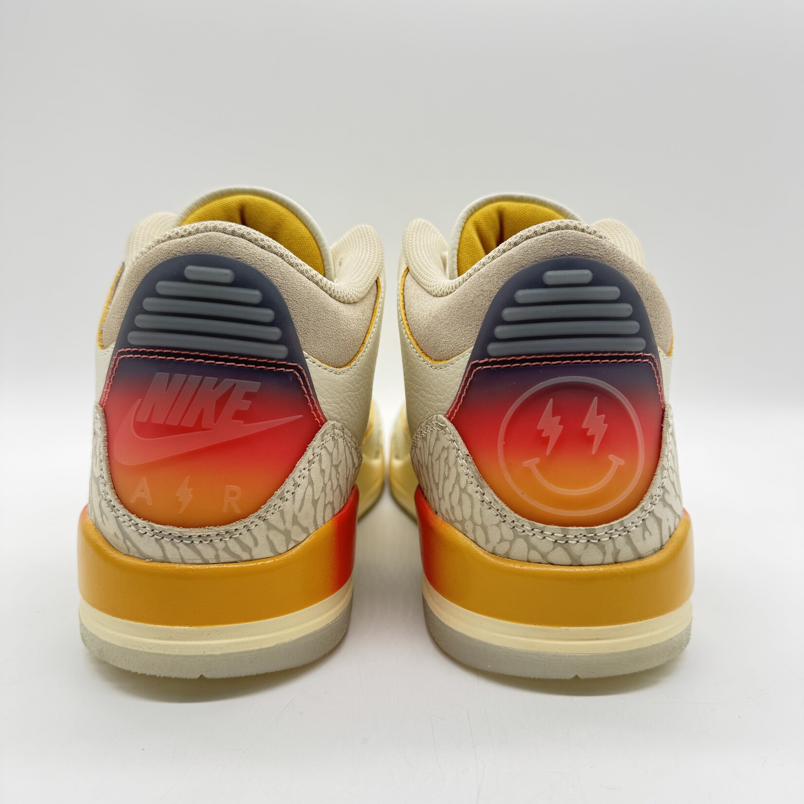 Jordan 3 Retro SP J Balvin Medellín Sunset