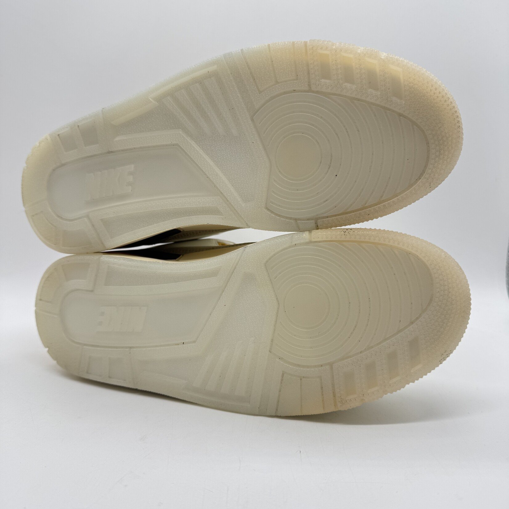 Jordan 3 Retro SP J Balvin Medellín Sunset