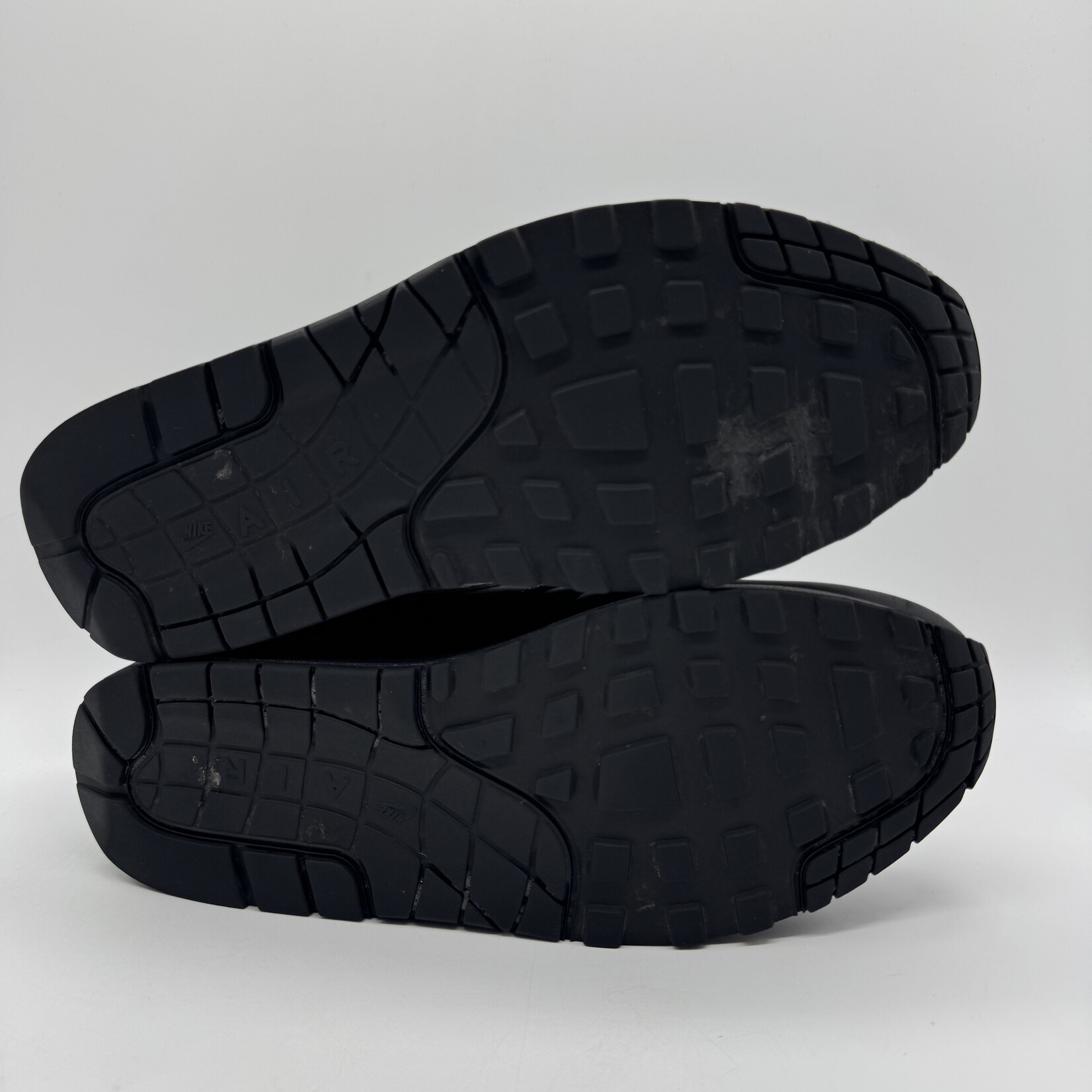 Nike Air Max 1 '87 SP Supreme Black White