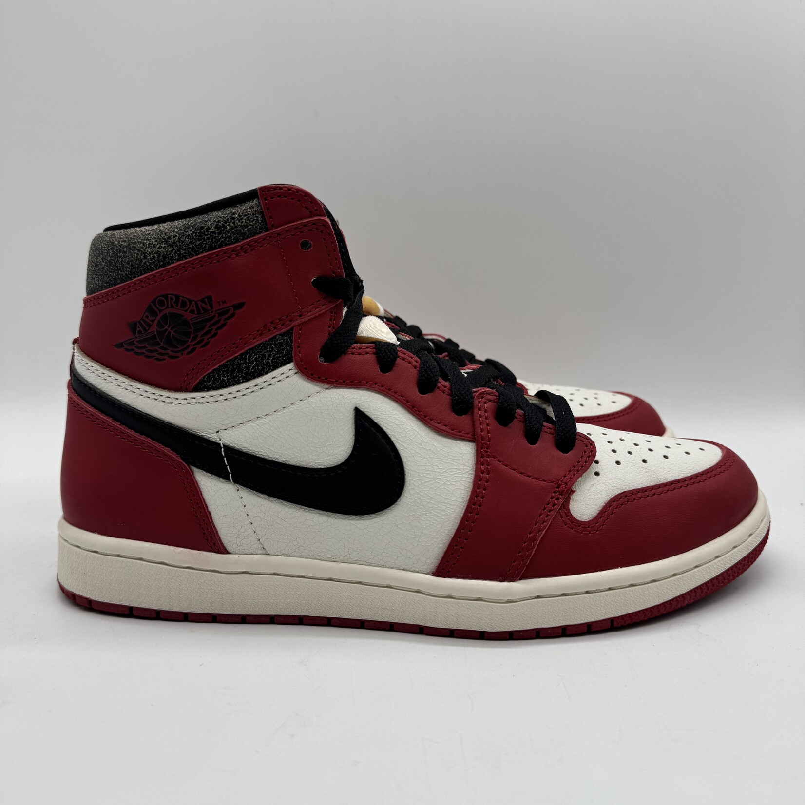 Jordan 1 Retro High OG Chicago Lost and Found