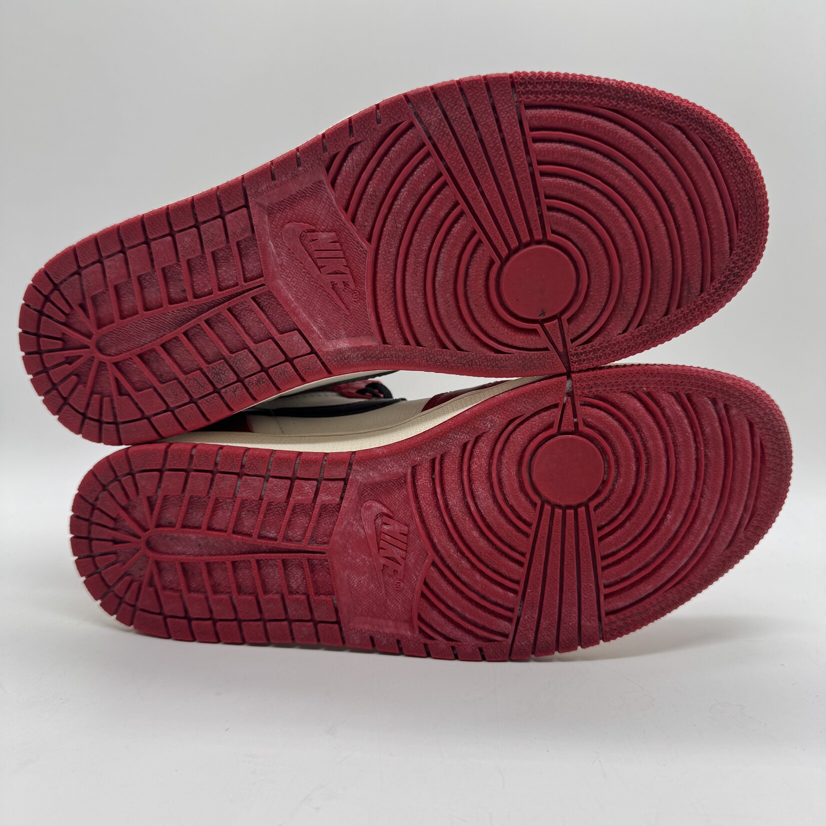 Jordan 1 Retro High OG Chicago Lost and Found