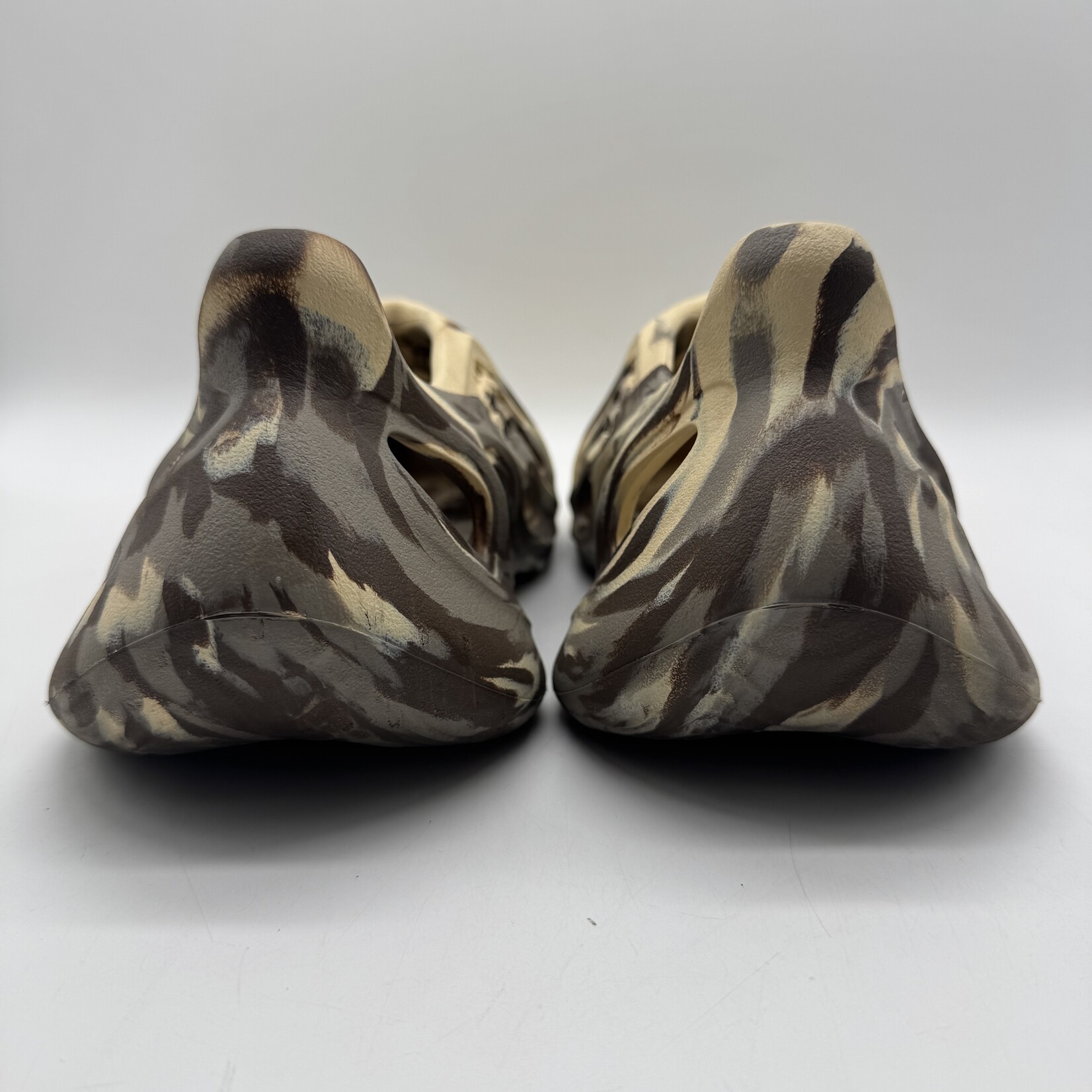 Yeezy Foam RNNR MX Cream Clay