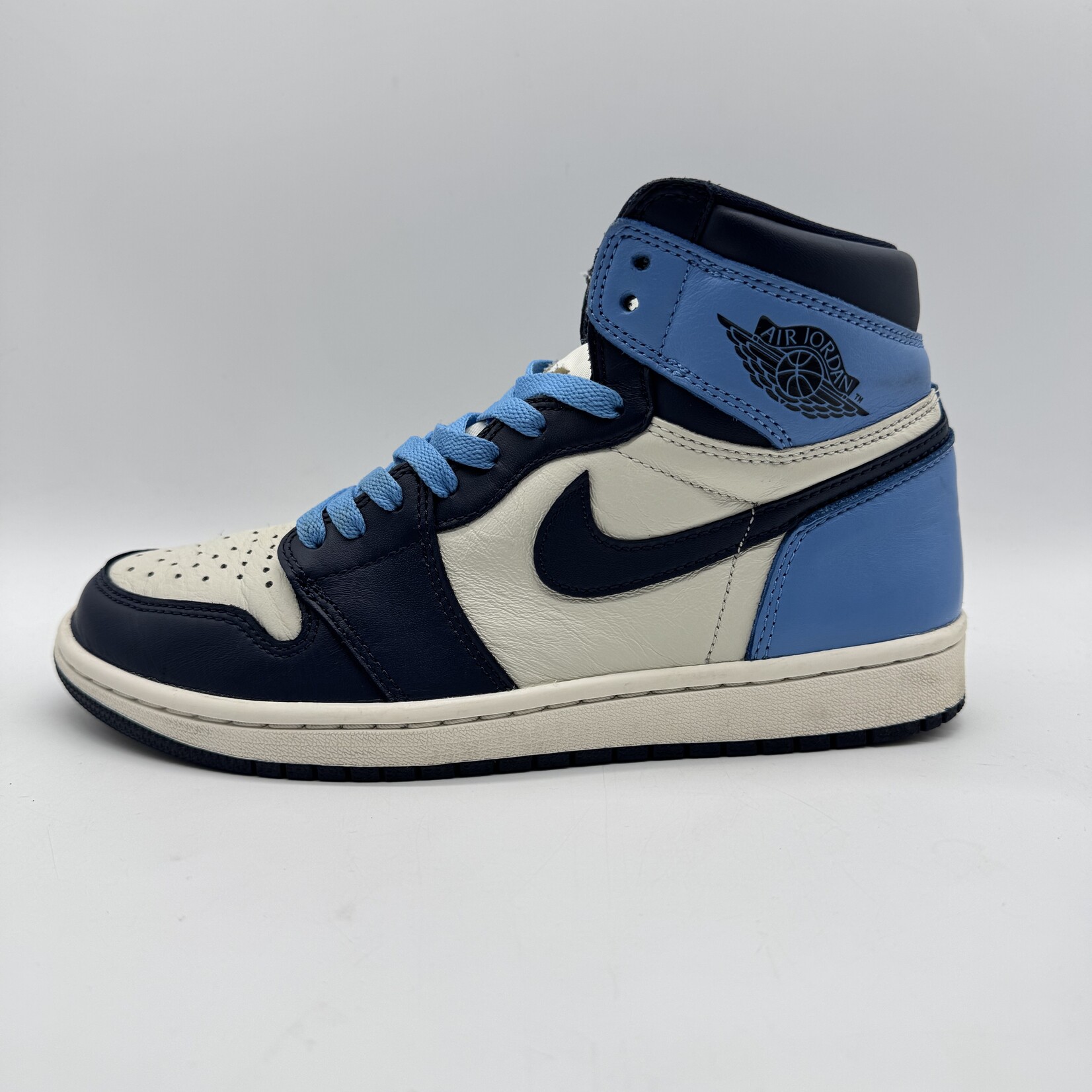 Jordan 1 Retro High Obsidian