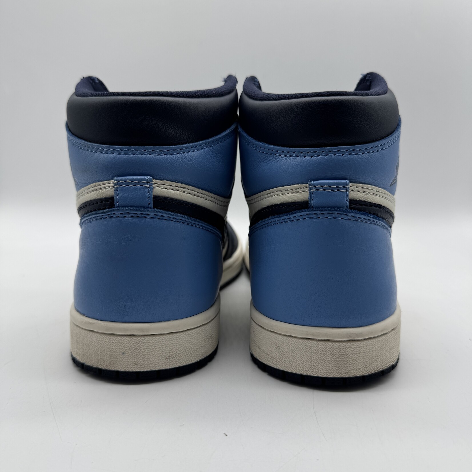 Jordan 1 Retro High Obsidian