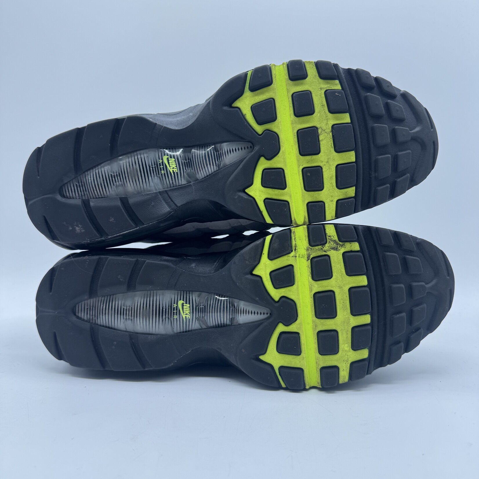 Nike Air Max 95 Black Neon - Diverse Sole