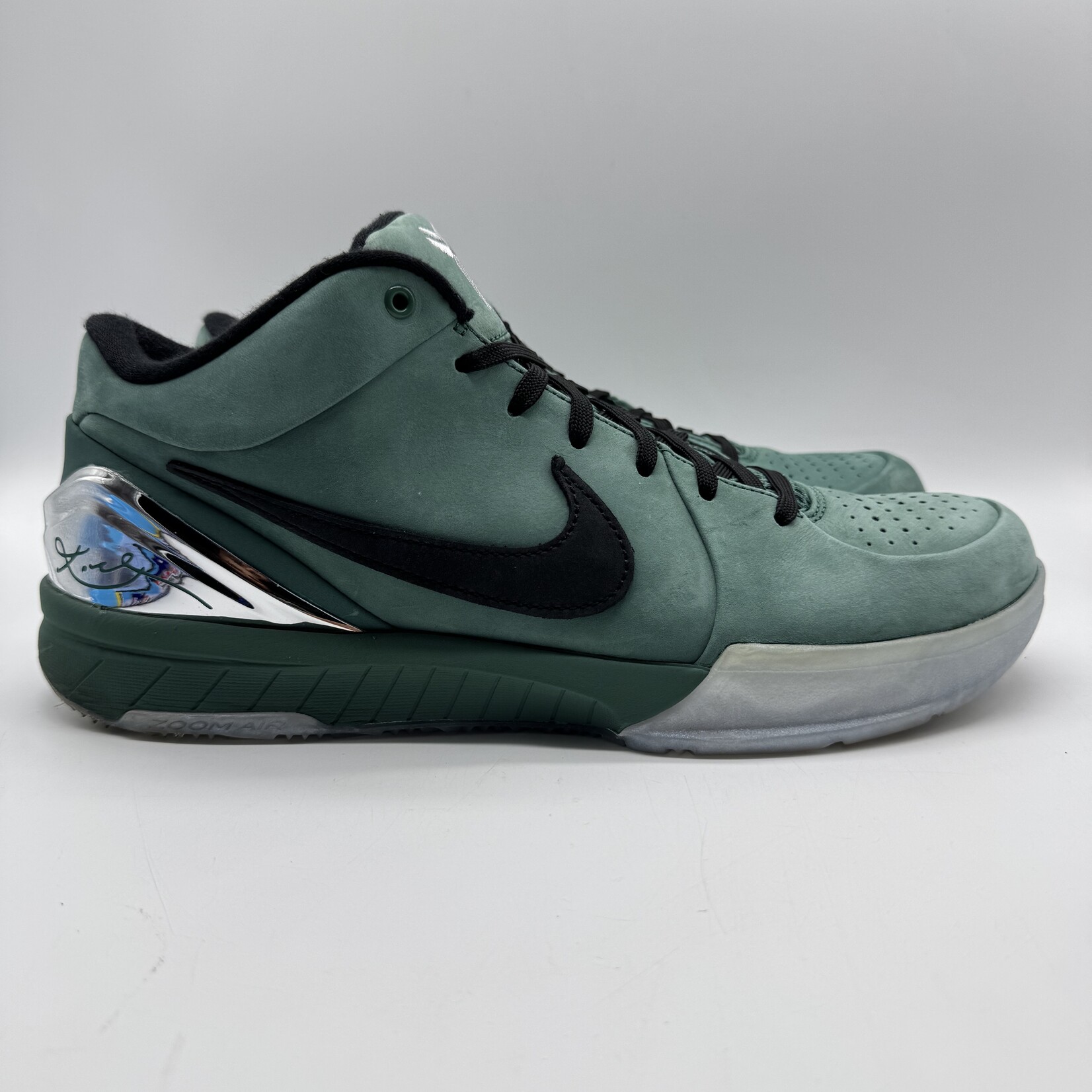 【2回のみ使用】NIKE Kobe4 Protro \"Girl Dad\"27cm Basketball Shoes Nike Kobe 4 Protro Girl Dad Bicoastal-Black