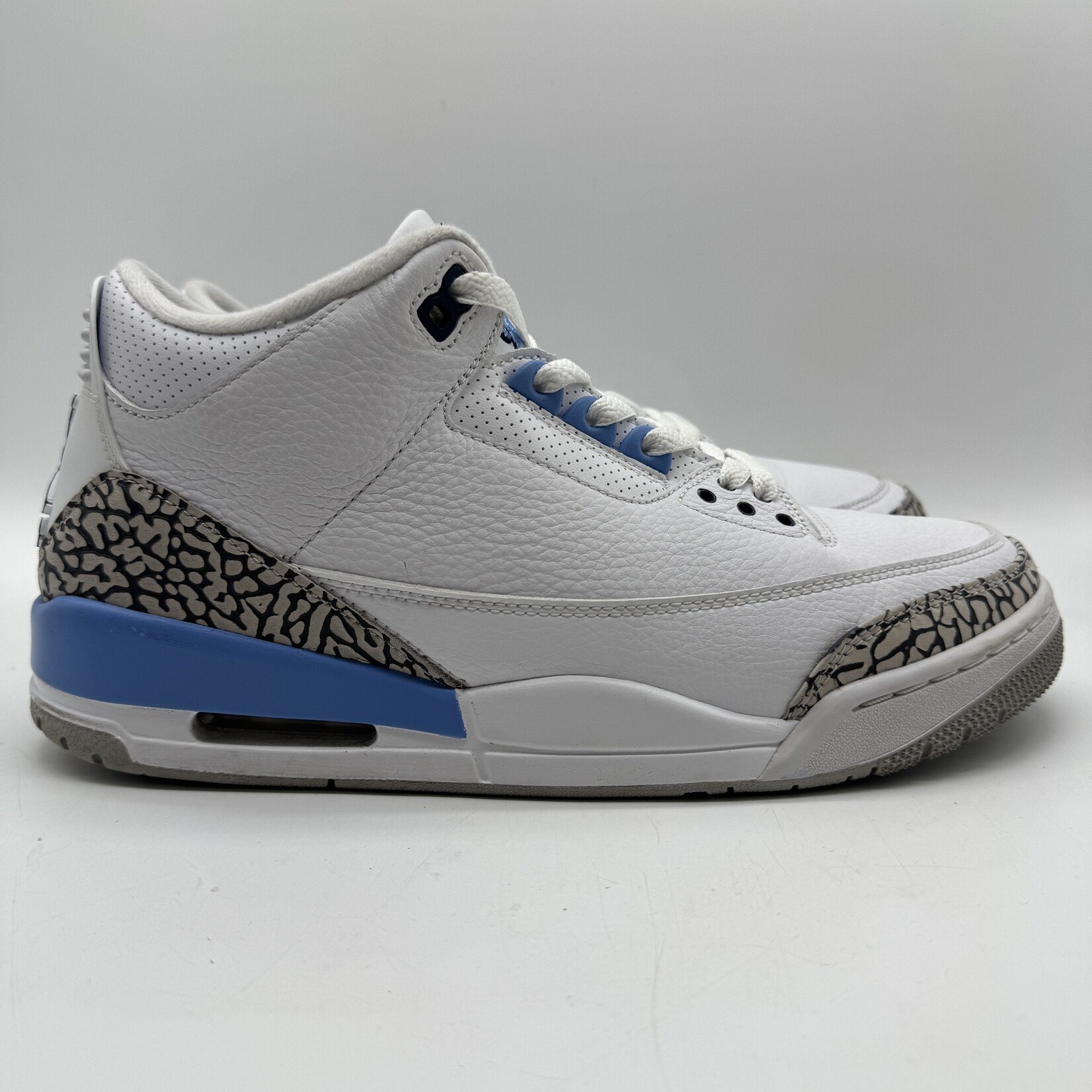 Jordan 3 Retro UNC (2020)