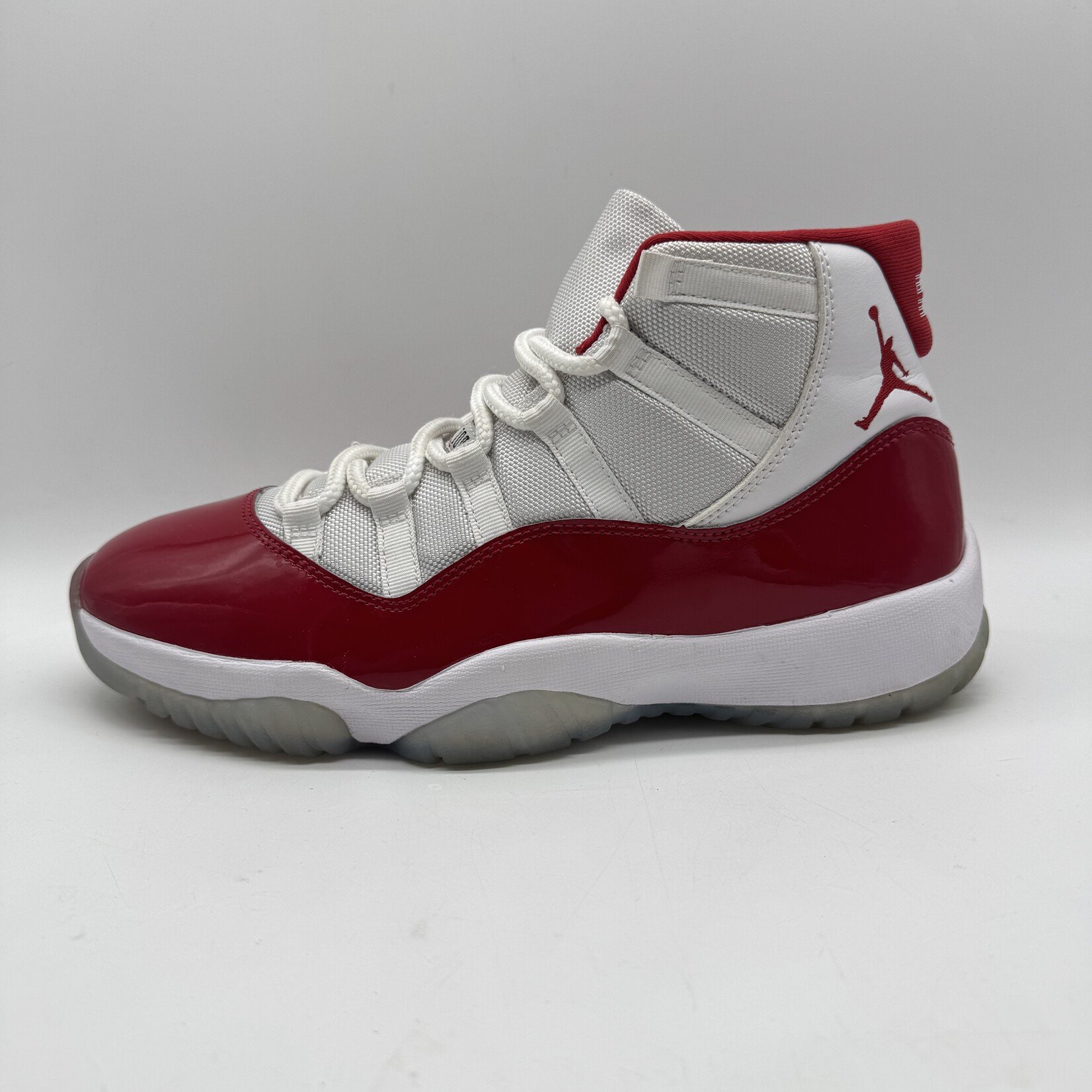 Jordan 11 Retro Cherry (2022)