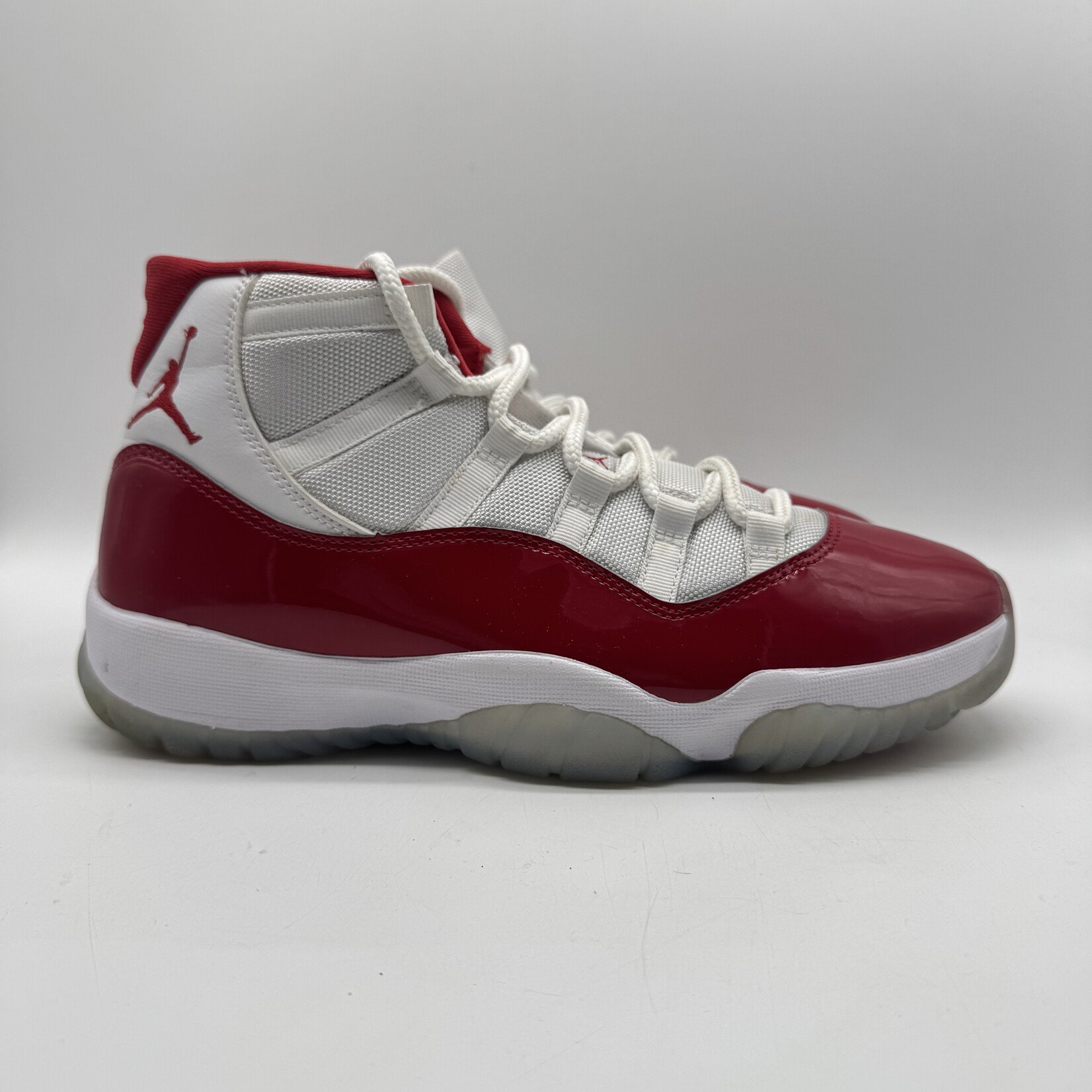Jordan 11 Retro Cherry (2022)
