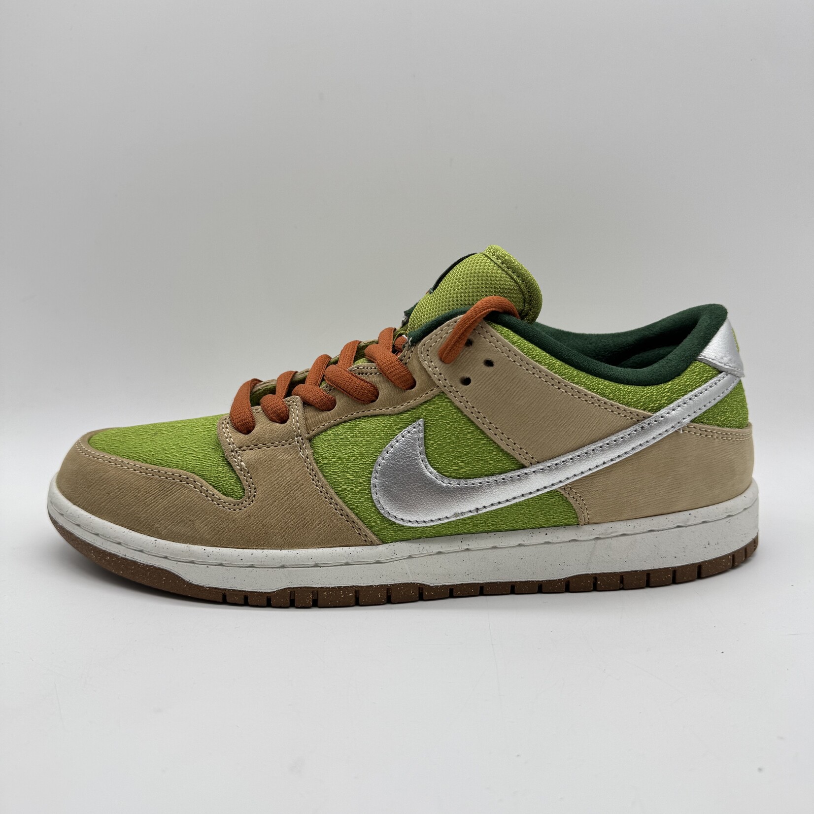 Nike SB Dunk Low Escargot