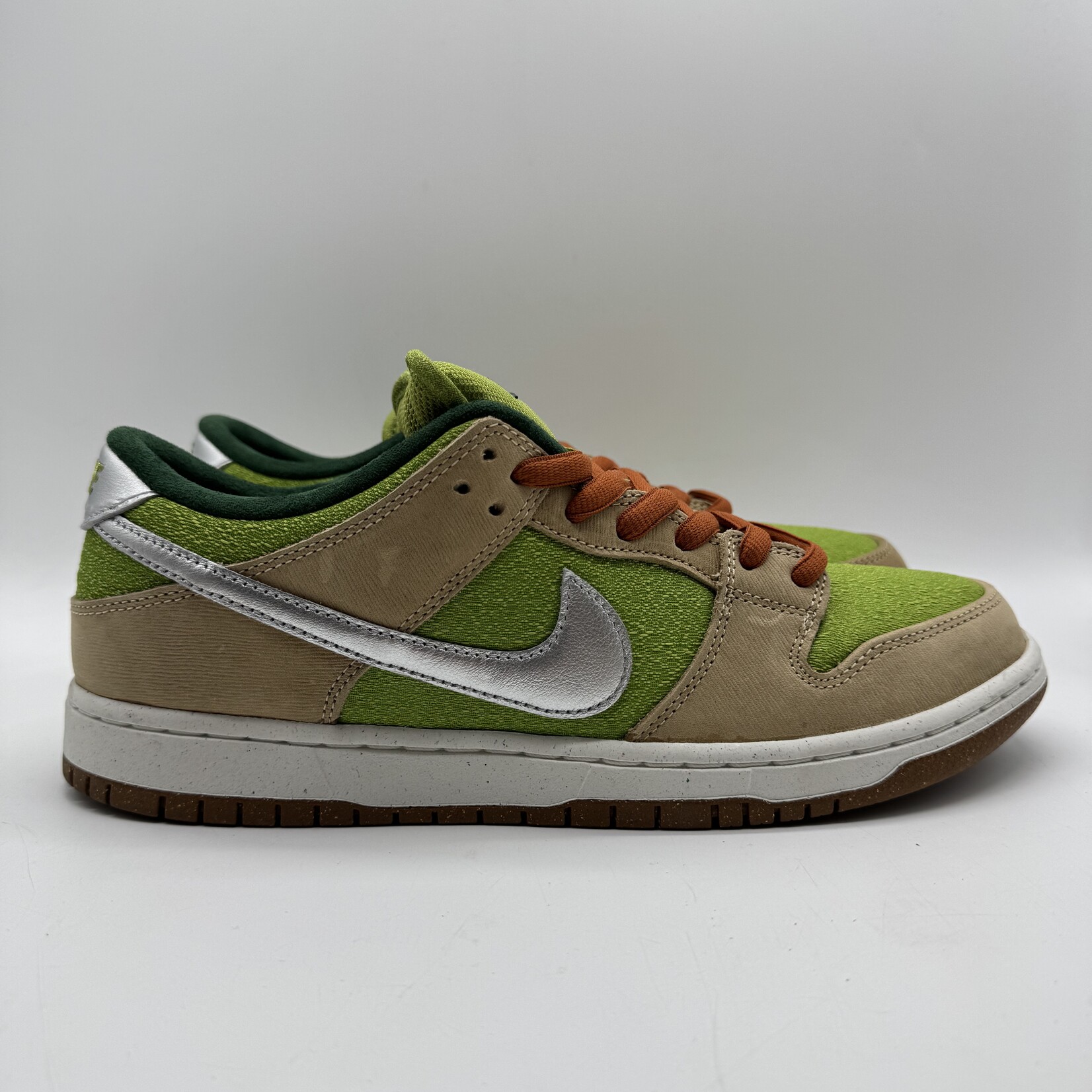 Nike SB Dunk Low Escargot