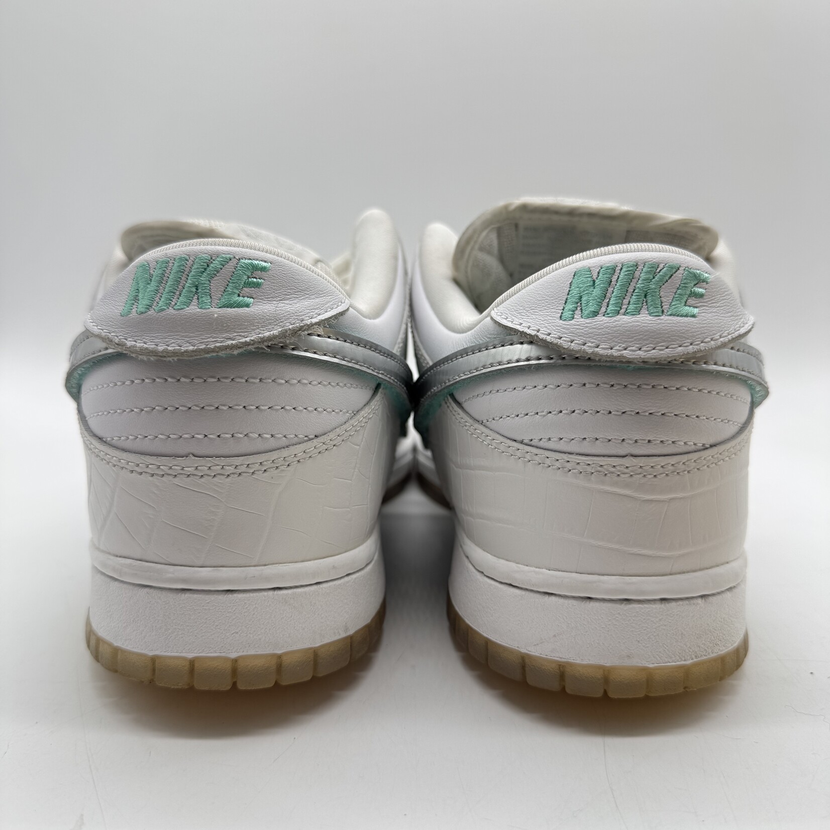 Nike SB Dunk Low Diamond Supply Co. White Diamond