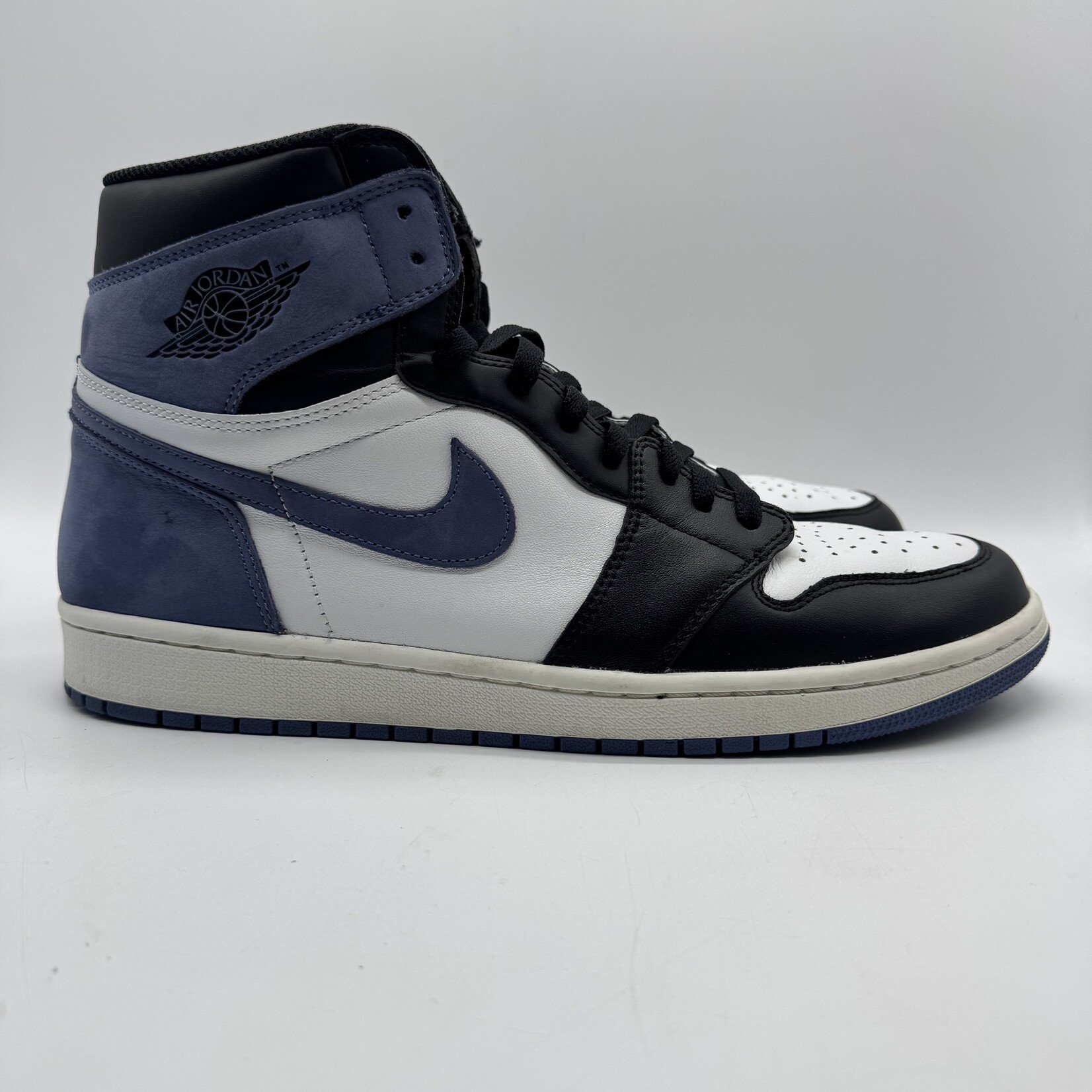 Jordan 1 Retro High Blue Moon