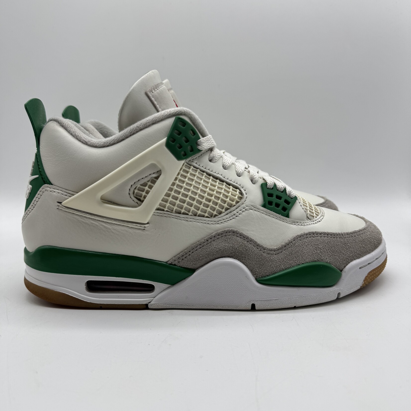 Jordan 4 Retro SB Pine Green