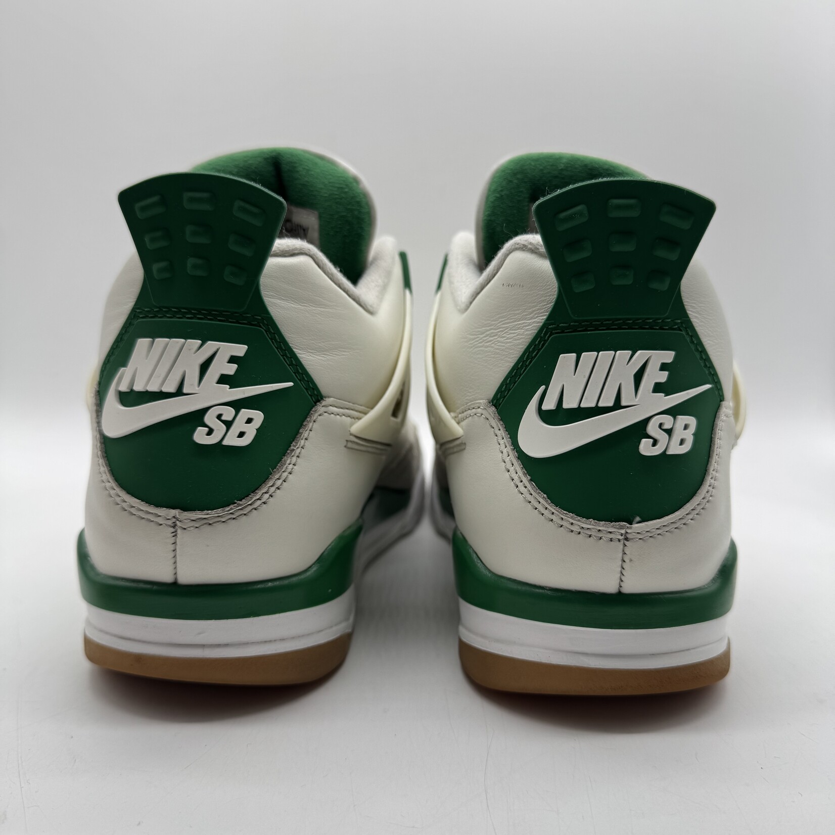 Jordan 4 Retro SB Pine Green