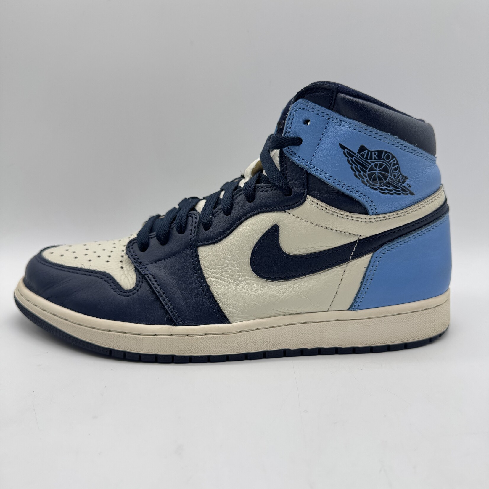 Jordan 1 Retro High Obsidian
