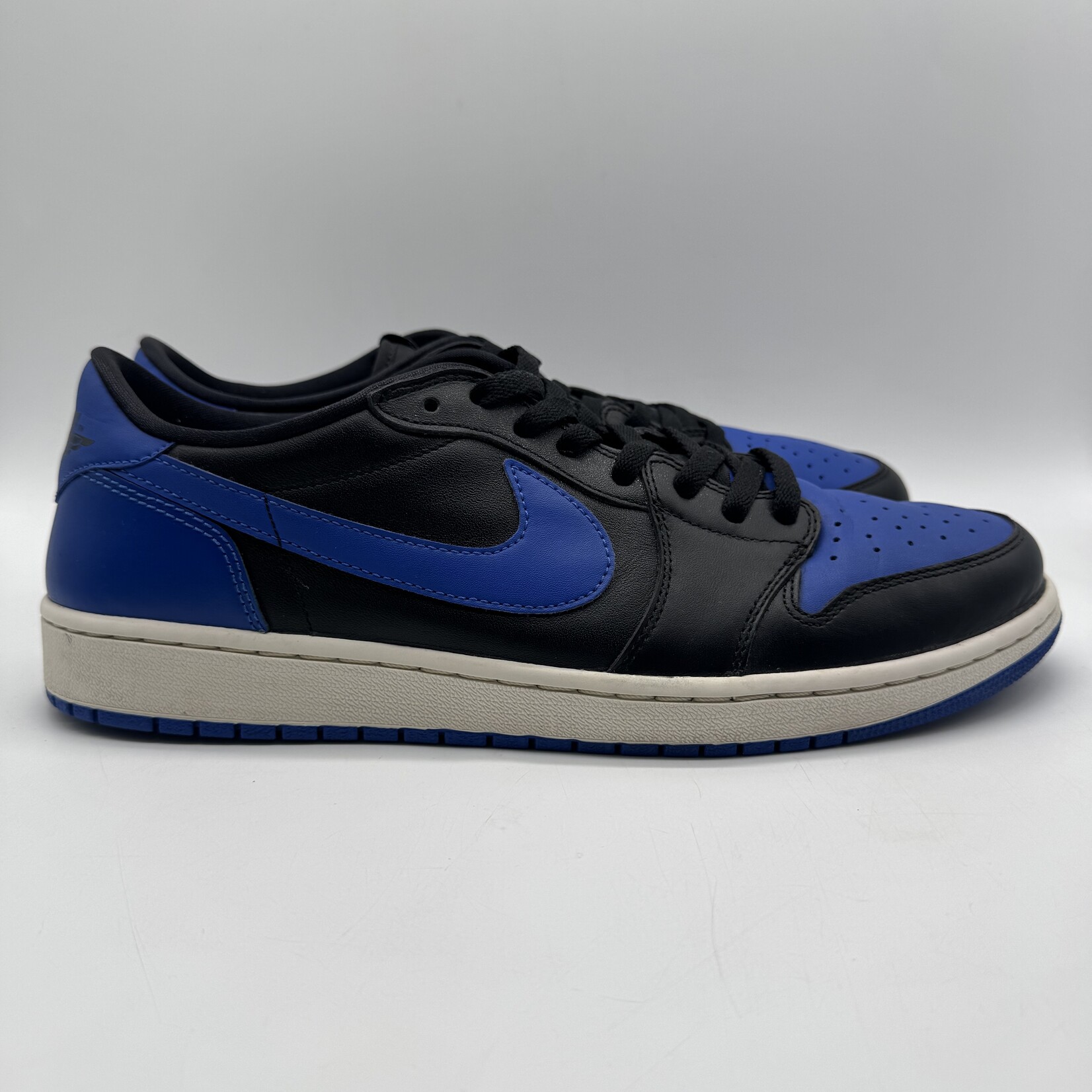 Jordan 1 Retro Low Royal (2015)