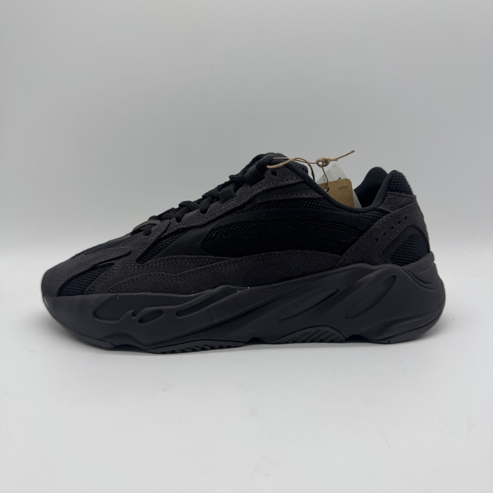 Yeezy Boost 700 V2 Vanta