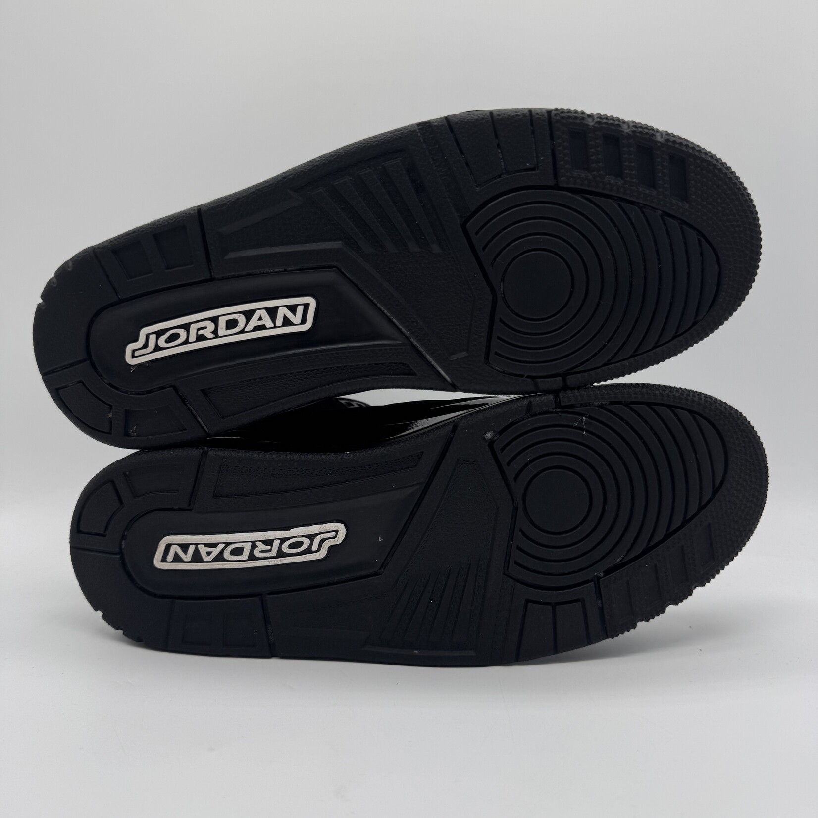 Jordan 3 Retro Black Cat (2025)