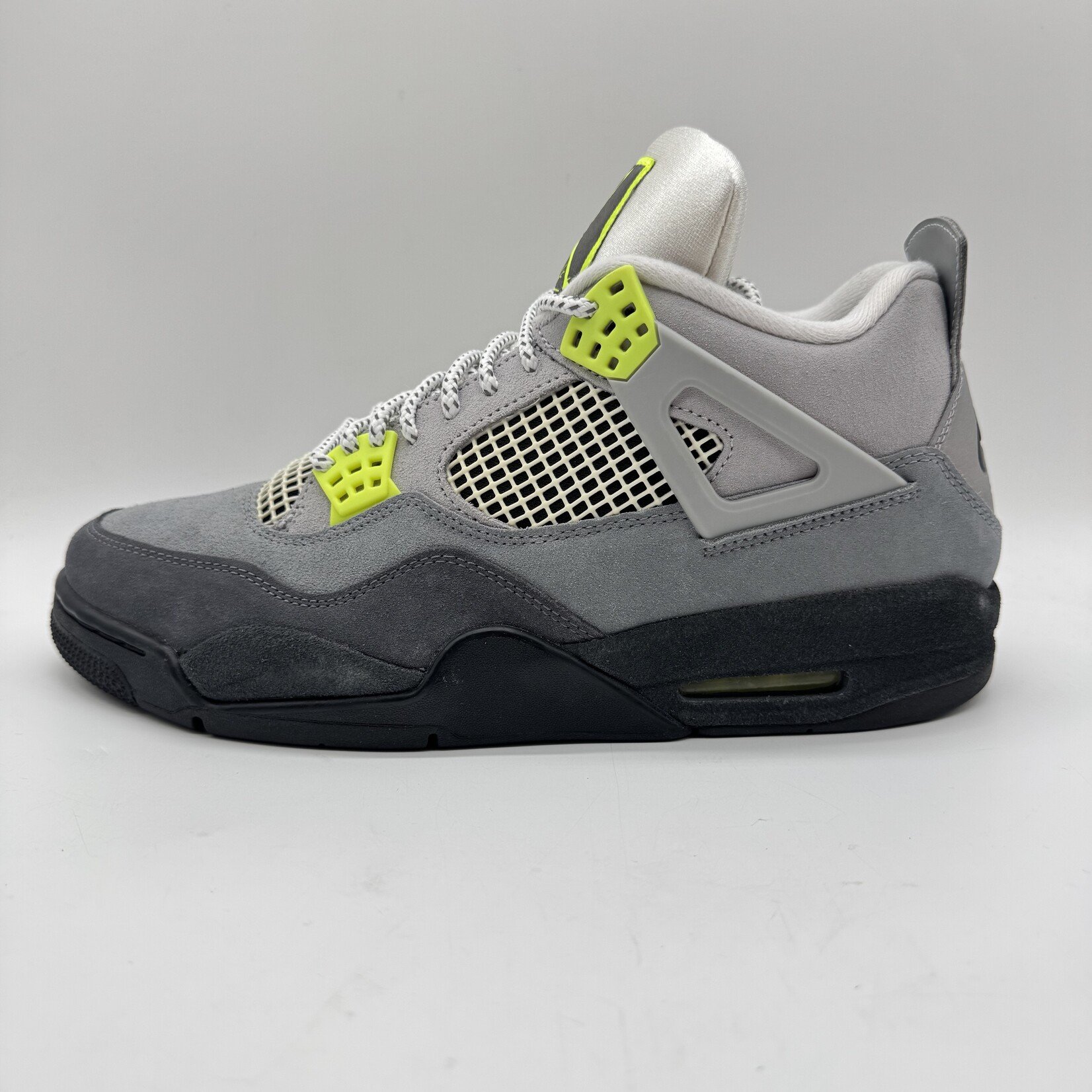 Jordan 4 Retro SE 95 Neon
