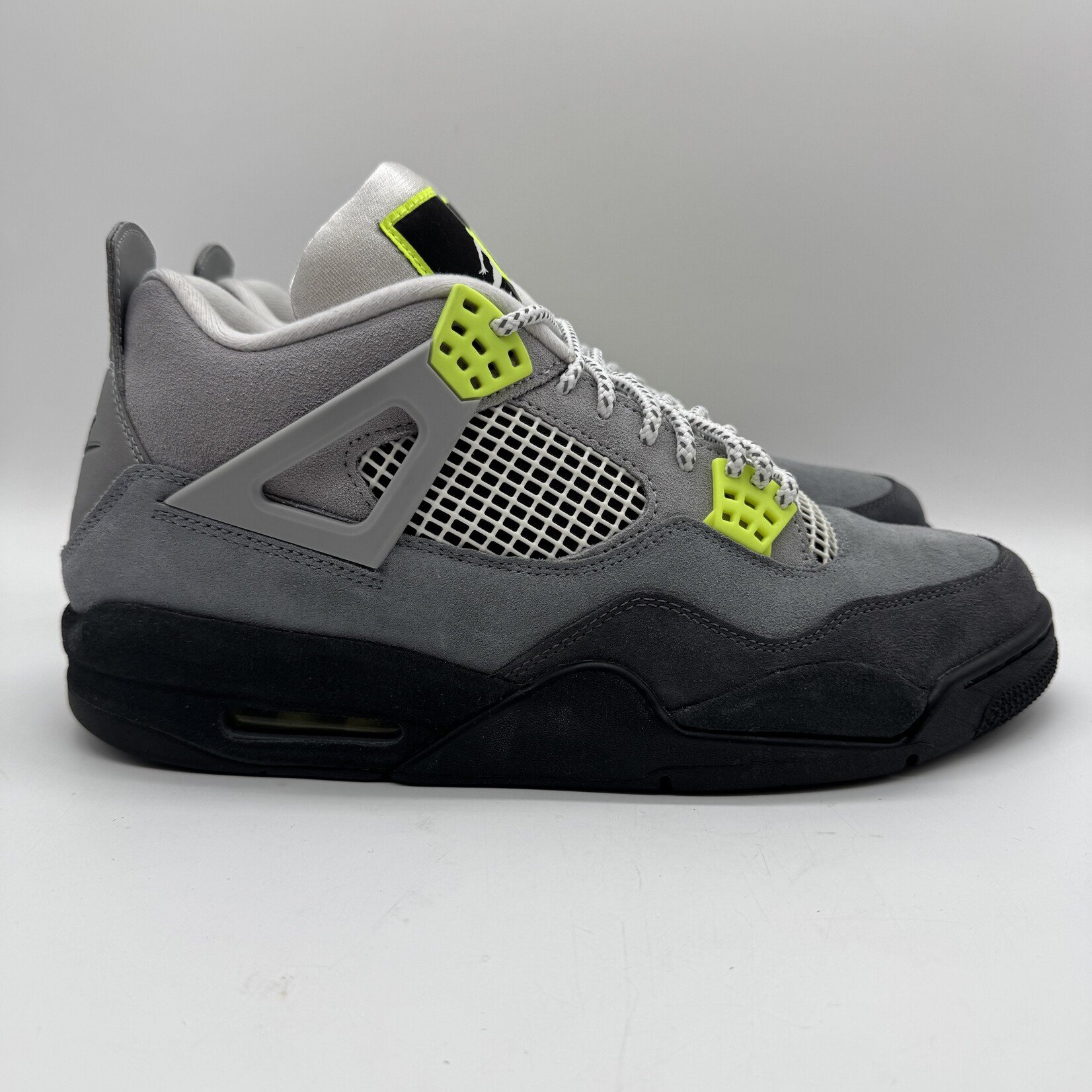 Jordan 4 Retro SE 95 Neon