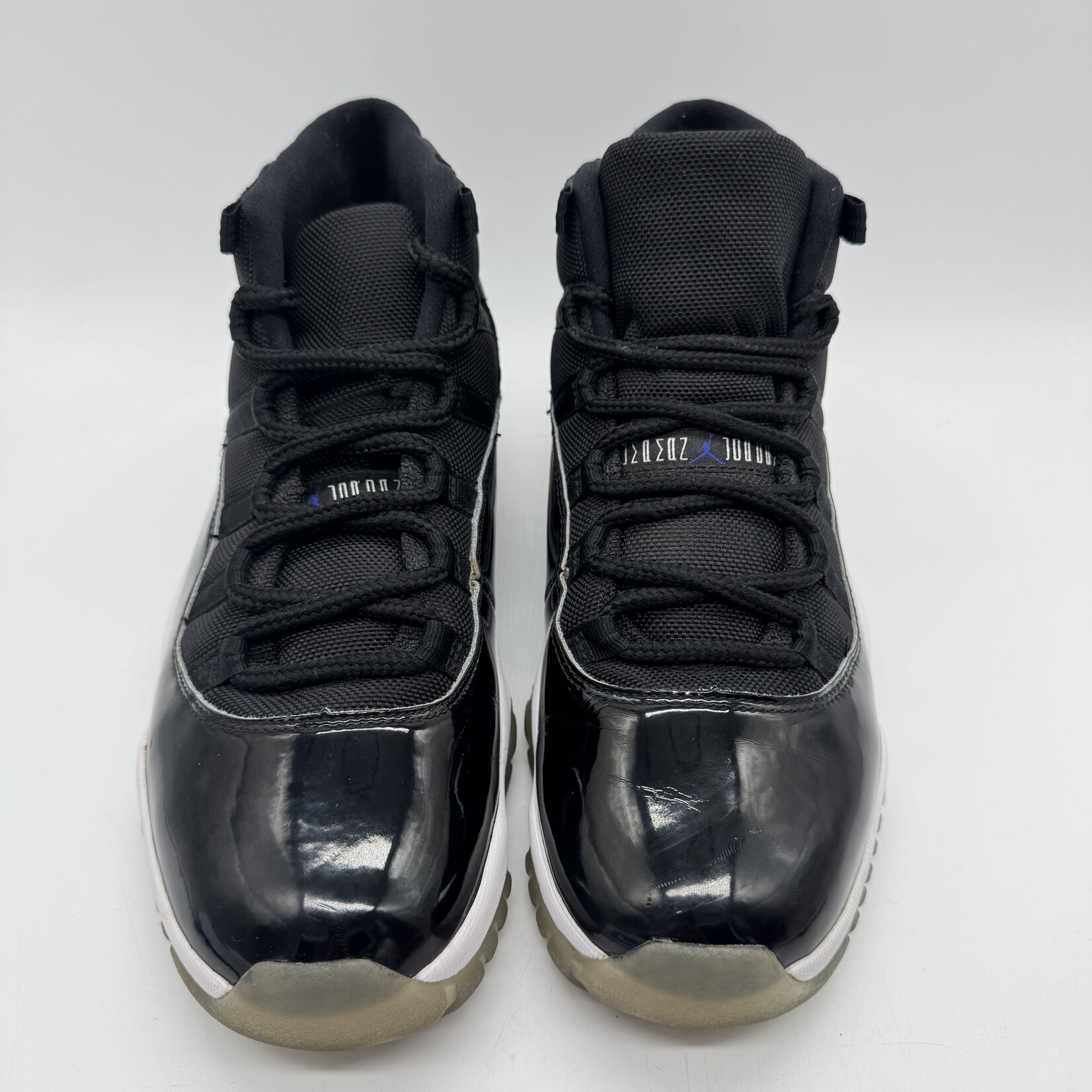 Jordan 11 Retro Space Jam (2016)