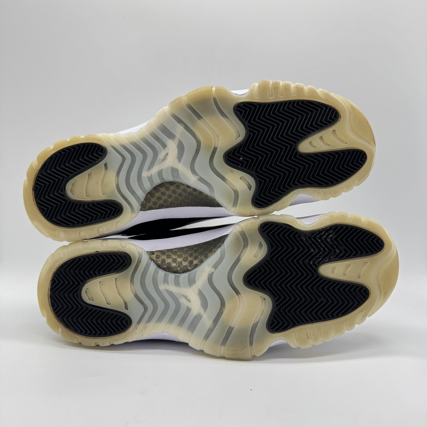 Jordan 11 Retro DMP Gratitude (2023)