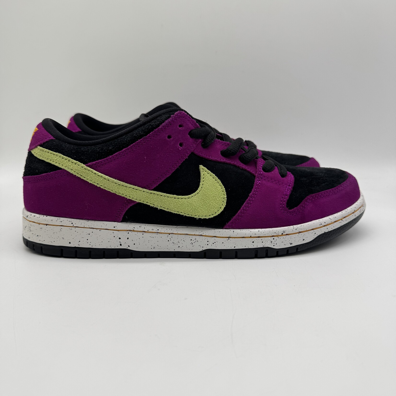 Nike SB Dunk Low Pro ACG Terra Red Plum