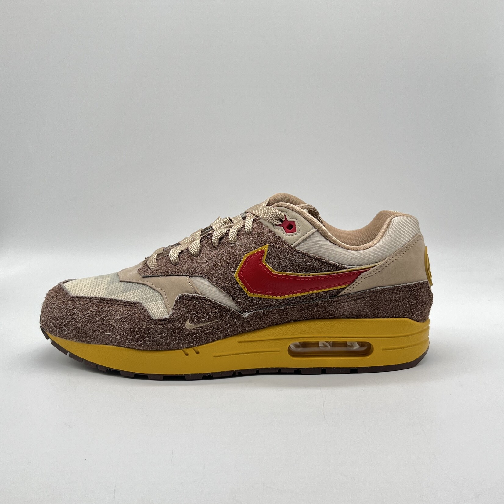 Nike Air Max 1 .SWOOSH Low Poly Big Head Origins