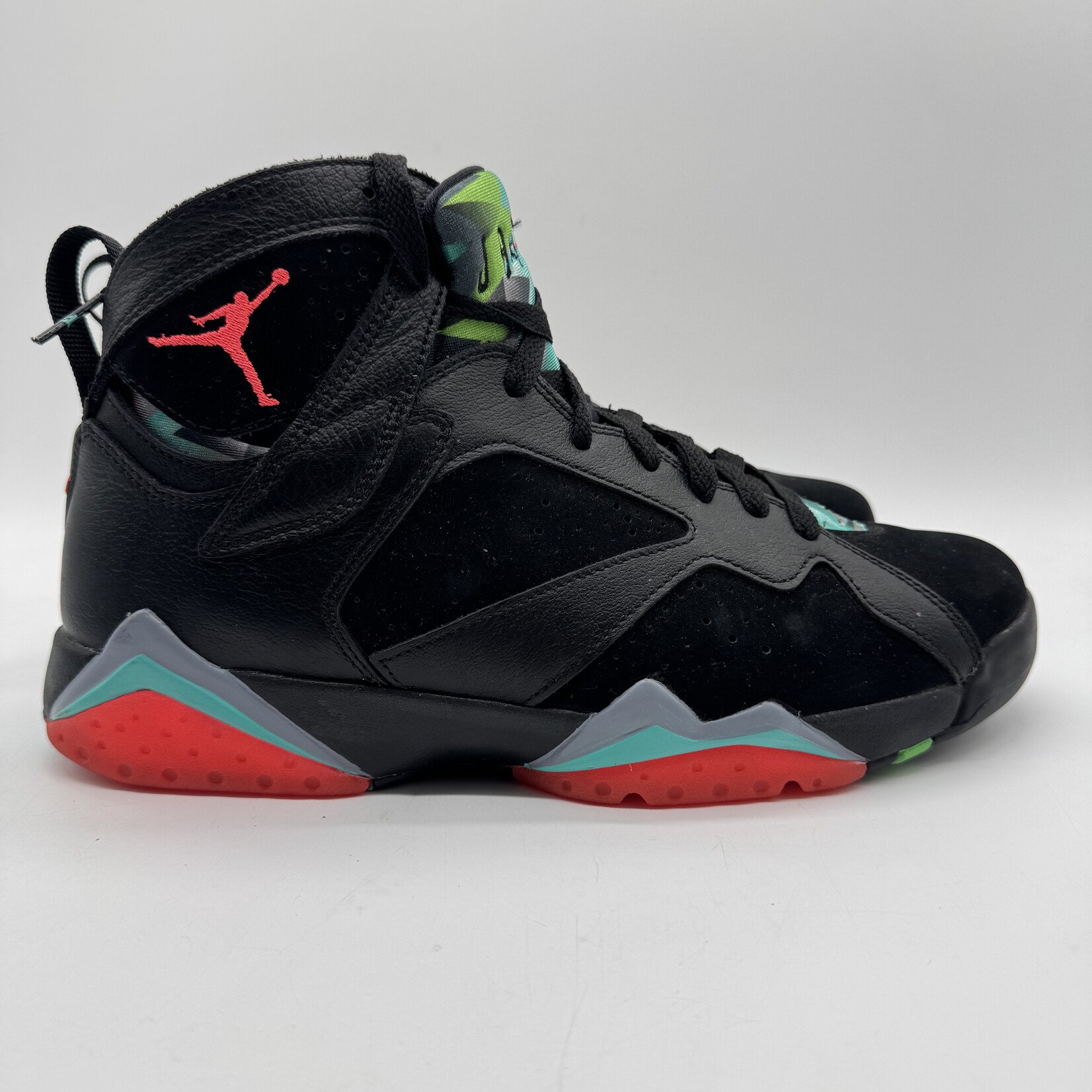 Jordan 7 Retro Barcelona Nights
