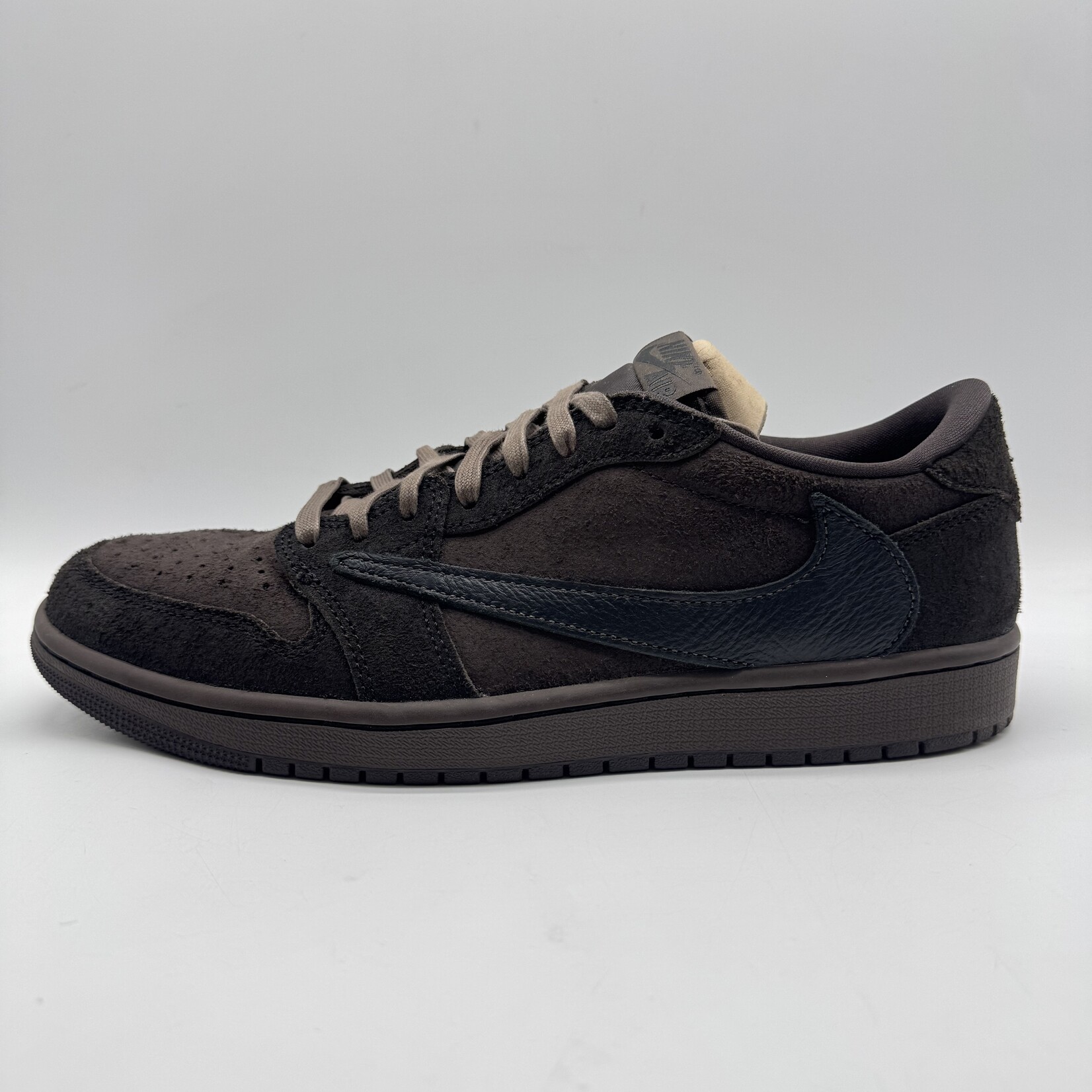 Jordan 1 Retro Low OG SP Travis Scott Velvet Brown