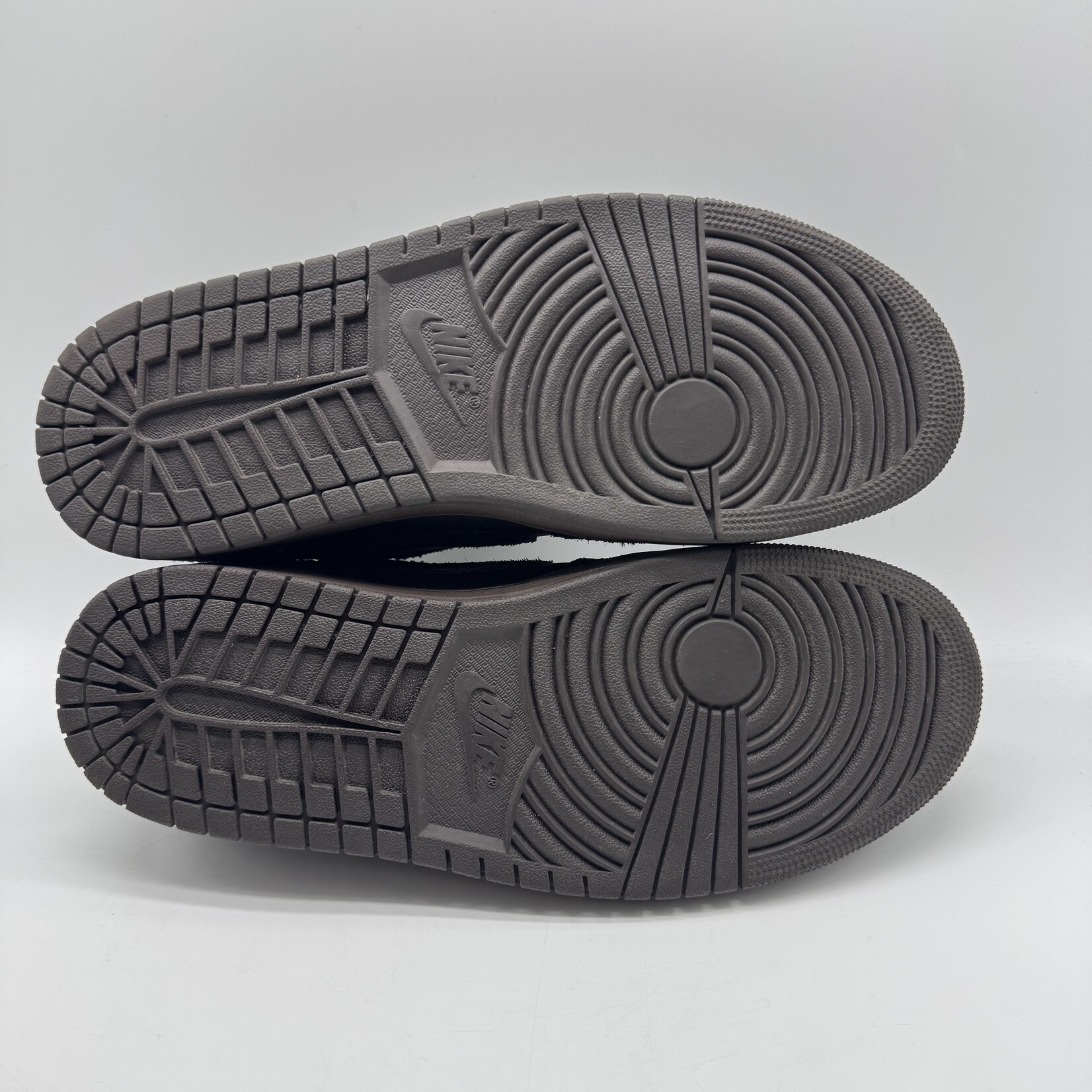 Jordan 1 Retro Low OG SP Travis Scott Velvet Brown