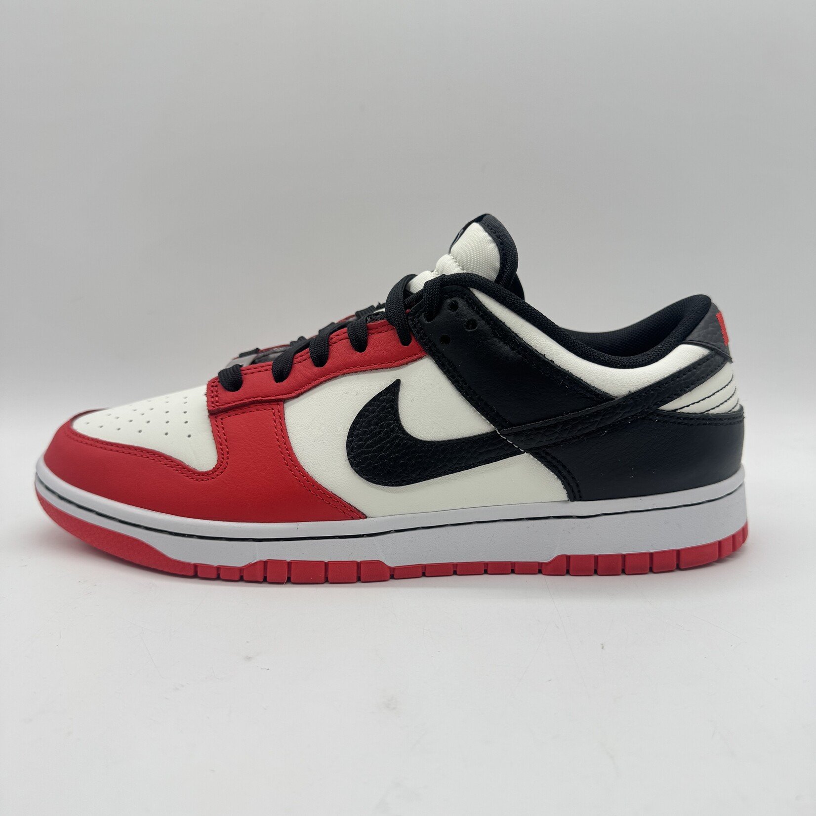 Nike Dunk Low EMB NBA 75th Anniversary Chicago