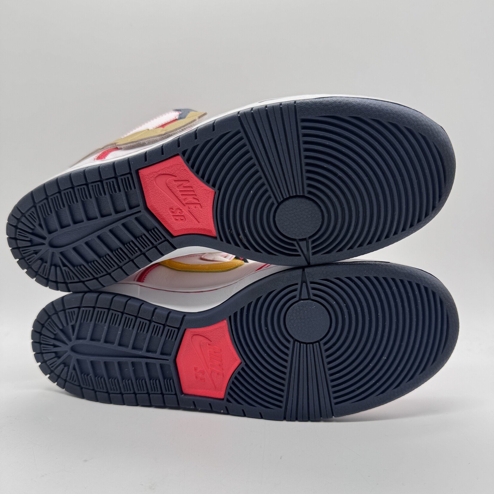 Nike SB Dunk High RX-0 Unicorn Gundam