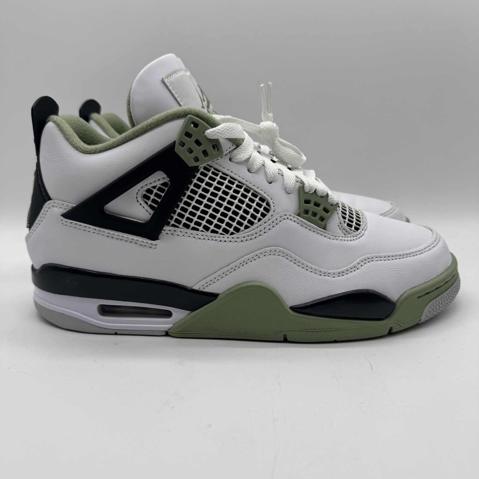 Jordan 4 Retro Seafoam (Women's)