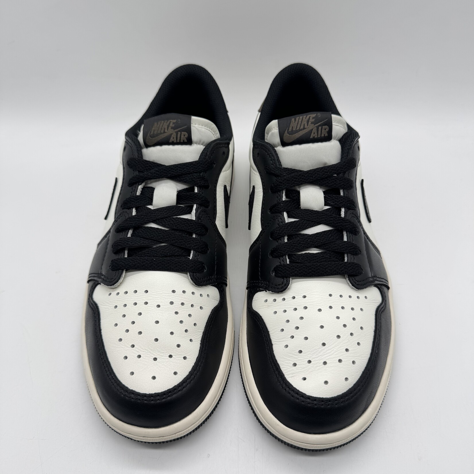 Jordan 1 Retro Low OG Mocha