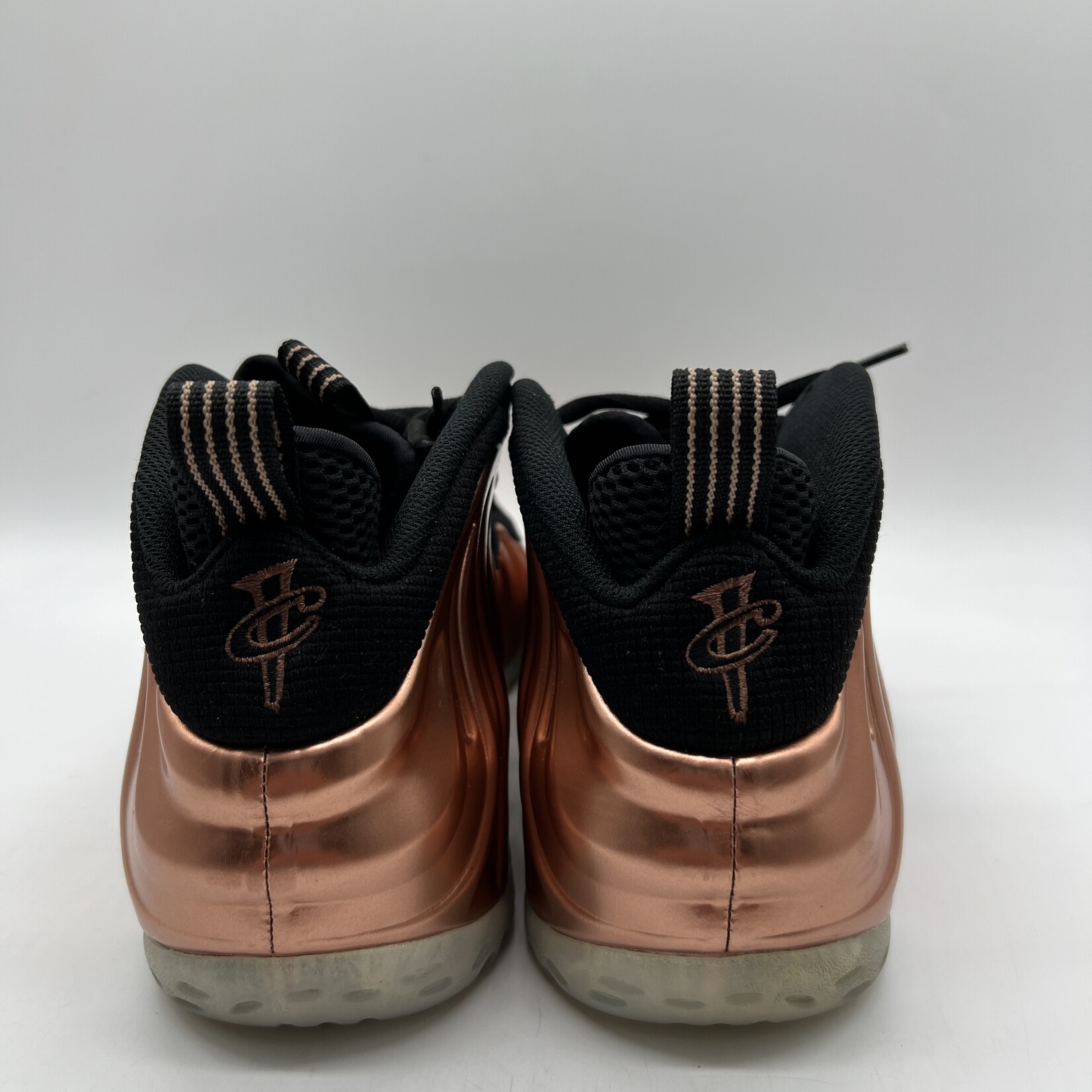 Nike Air Foamposite One Metallic Gold