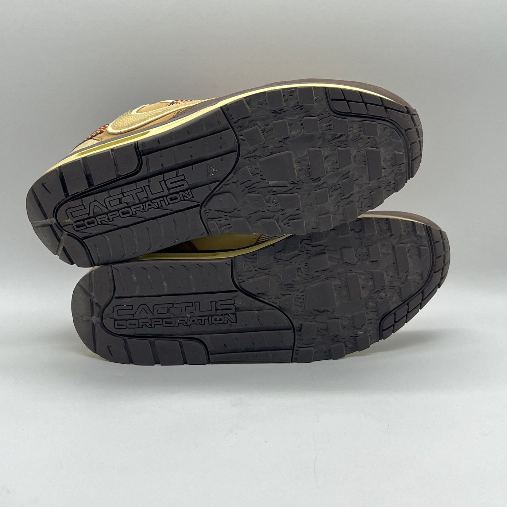 Nike Air Max 1 Travis Scott Cactus Jack Baroque Brown