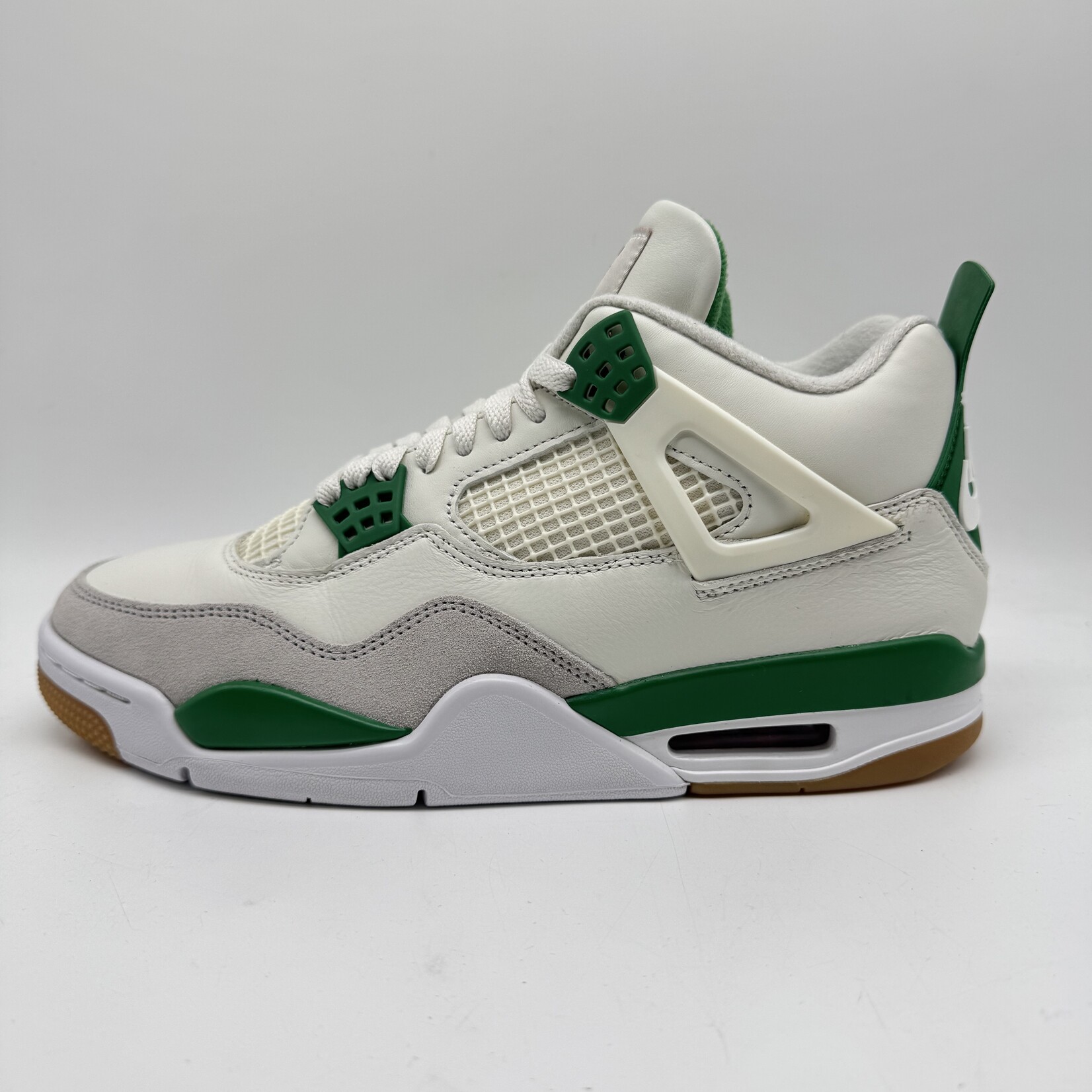 Jordan 4 Retro SB Pine Green